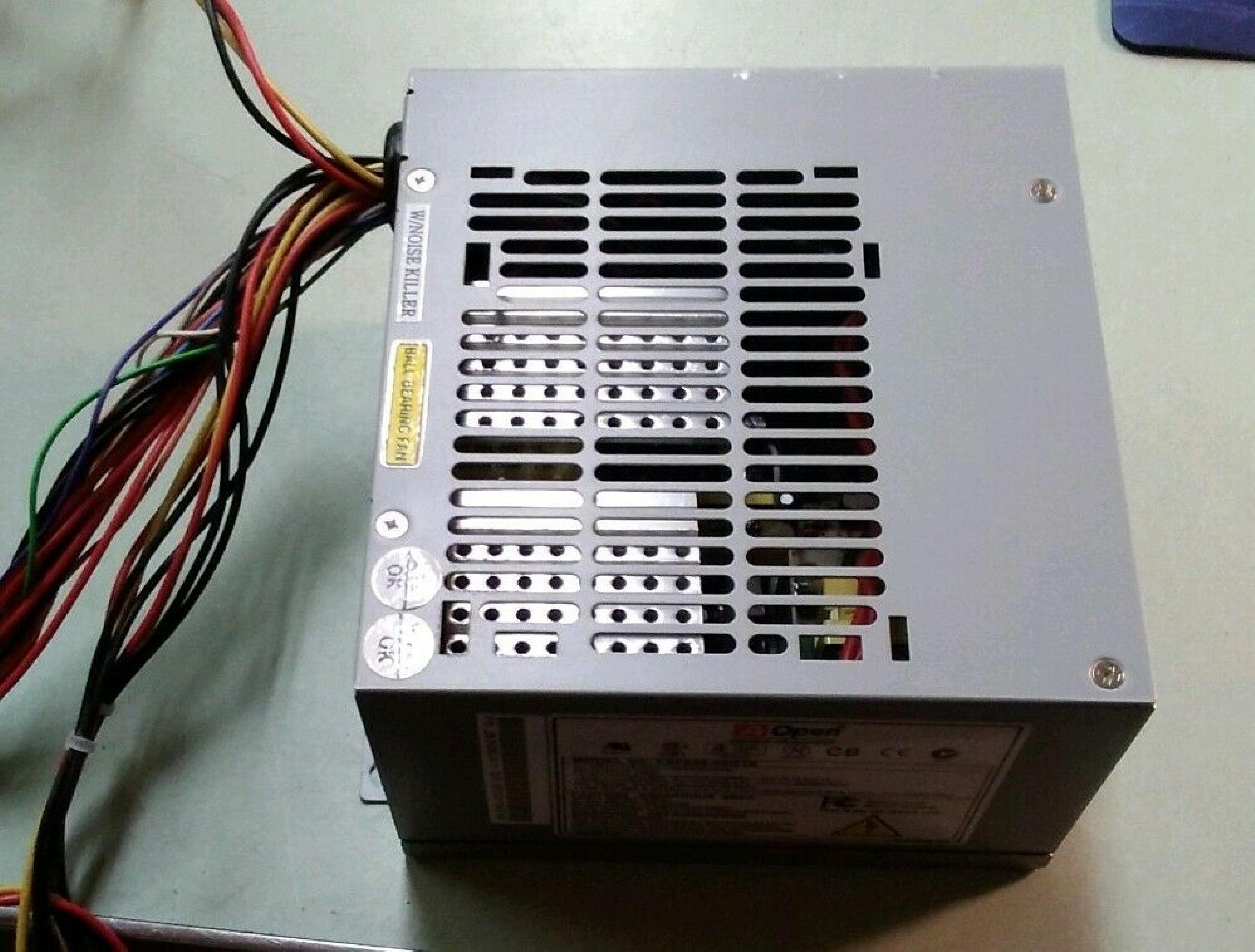 ACER / AOPEN 56.04250.A11 250W 20PIN ATX POWER SUPPLY 5 MOLEX 2 BERG