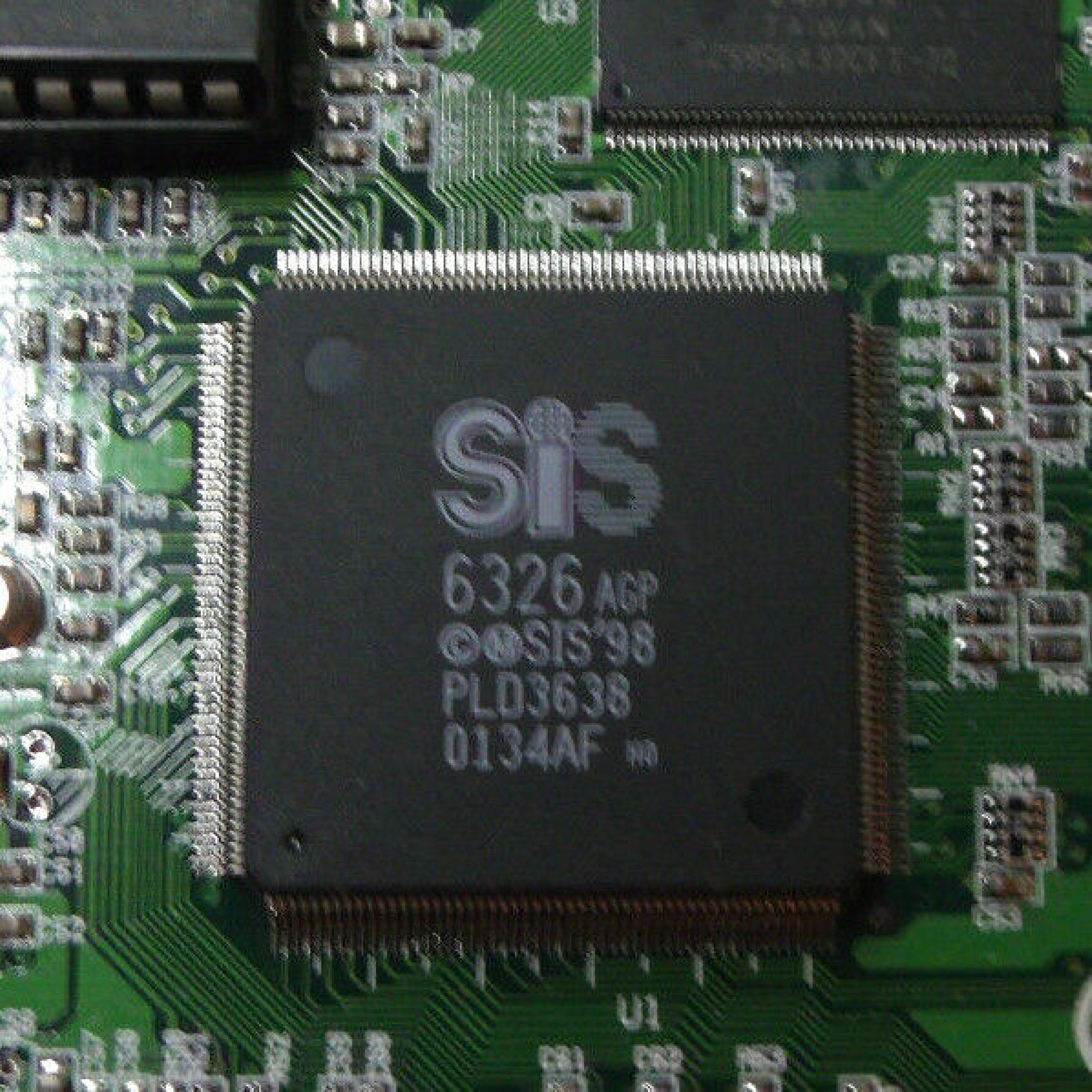 SIS CORPORATION SIS 6326 8MB 8MB AGP VIDEO CARD WITH VGA OUTPUT