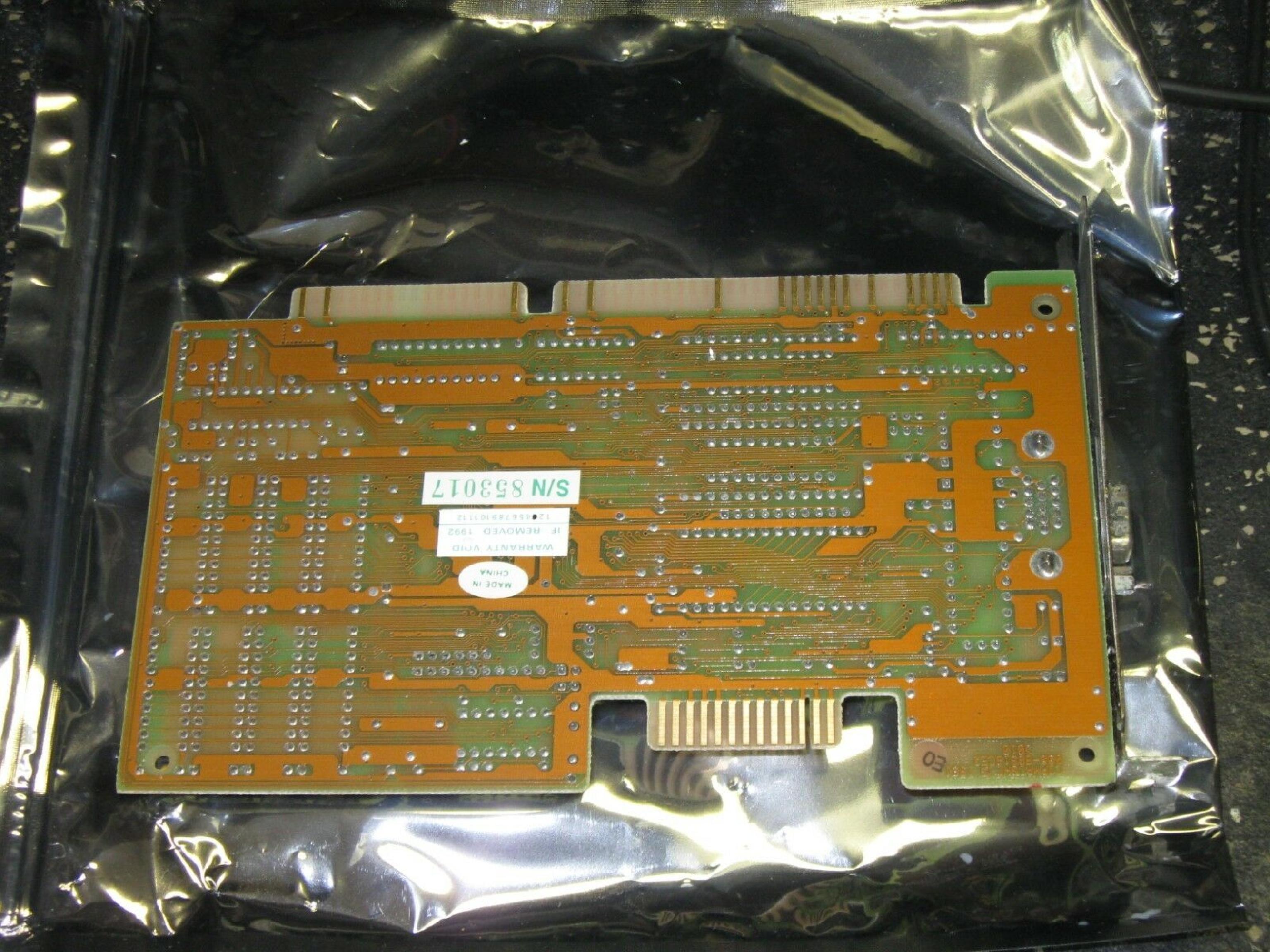 TRIDENT MICROSYSTEMS 000-88916CE2 ISA VIDEO CARD WITH VGA OUTPUT