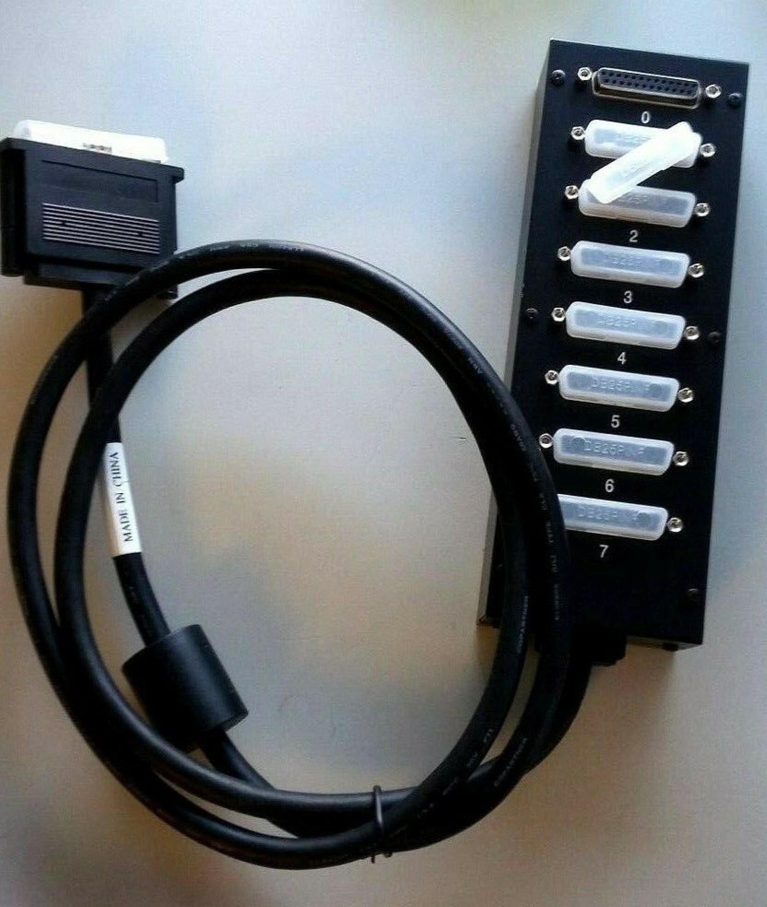 DIGI INTERNATIONAL 76000031 8 PORT SERIAL I/O BOX DB25 MALE DTE BOX