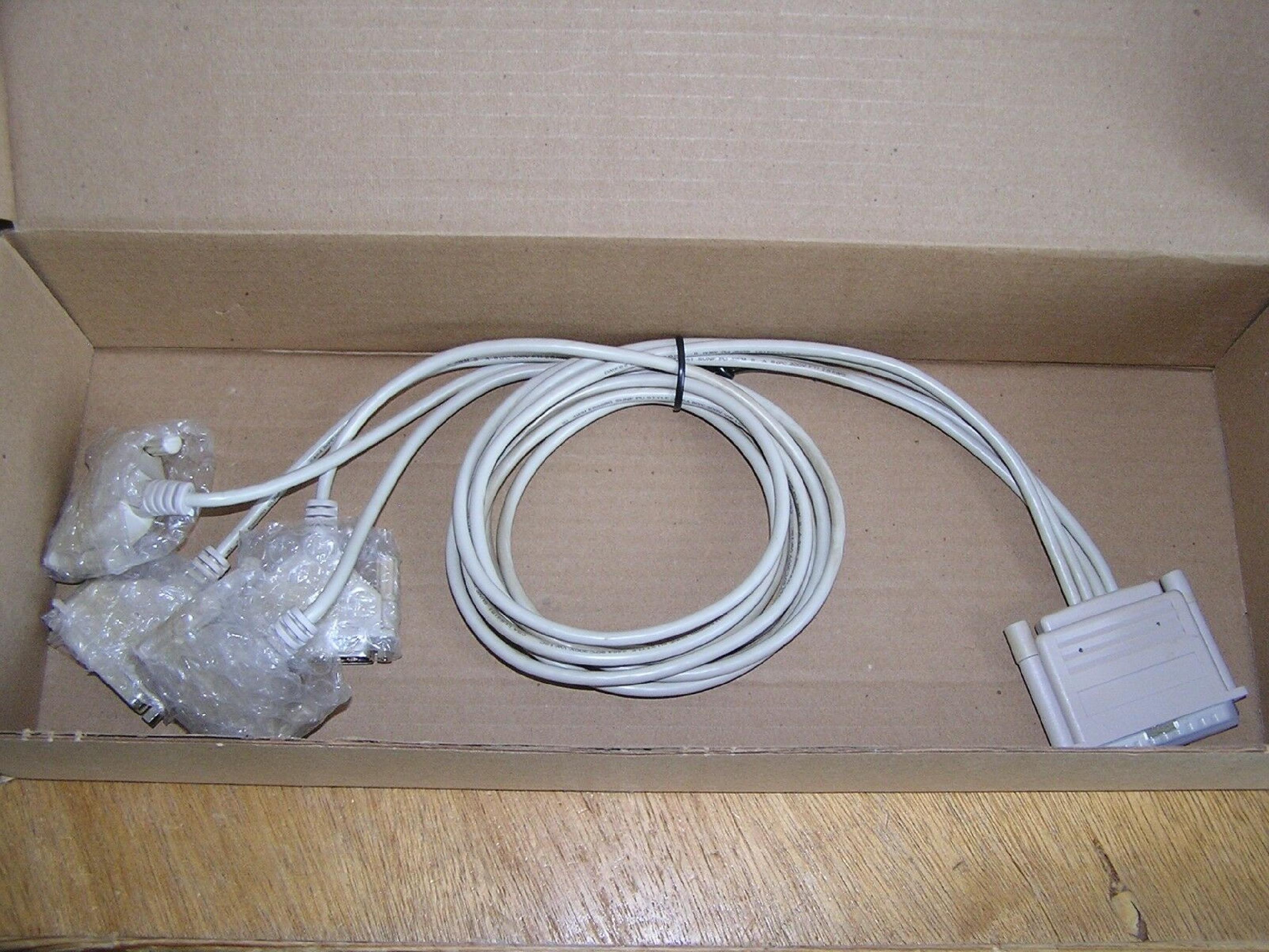 DIGI INTERNATIONAL 76000008 4 PORT DB25 SERIAL I/O CABLE OPEN BOX