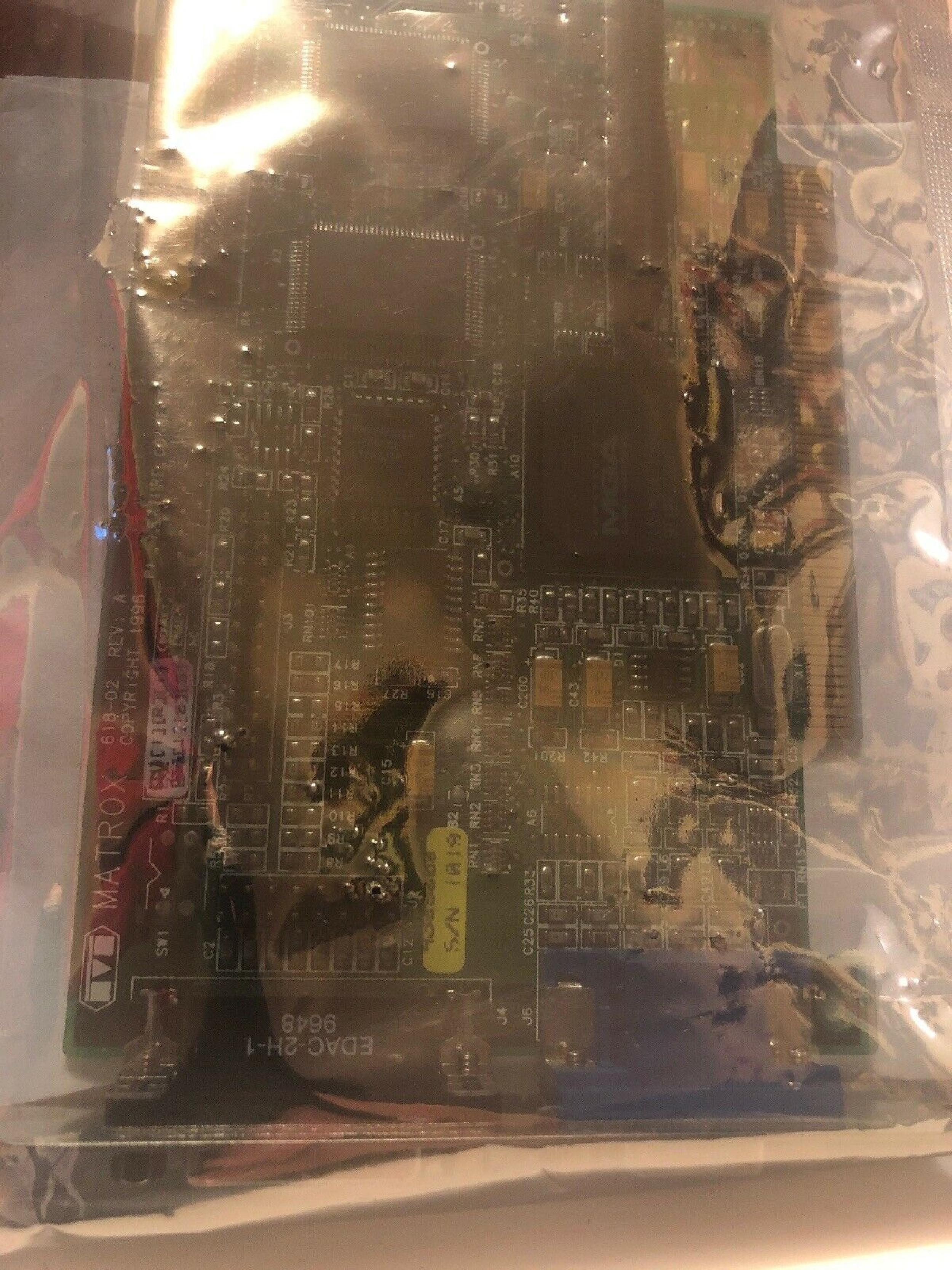 MATROX MGA-MYST/2/GAT MYSTIQUE 2MB PCI VIDEO CARD WITH VGA AND OUTPUTS