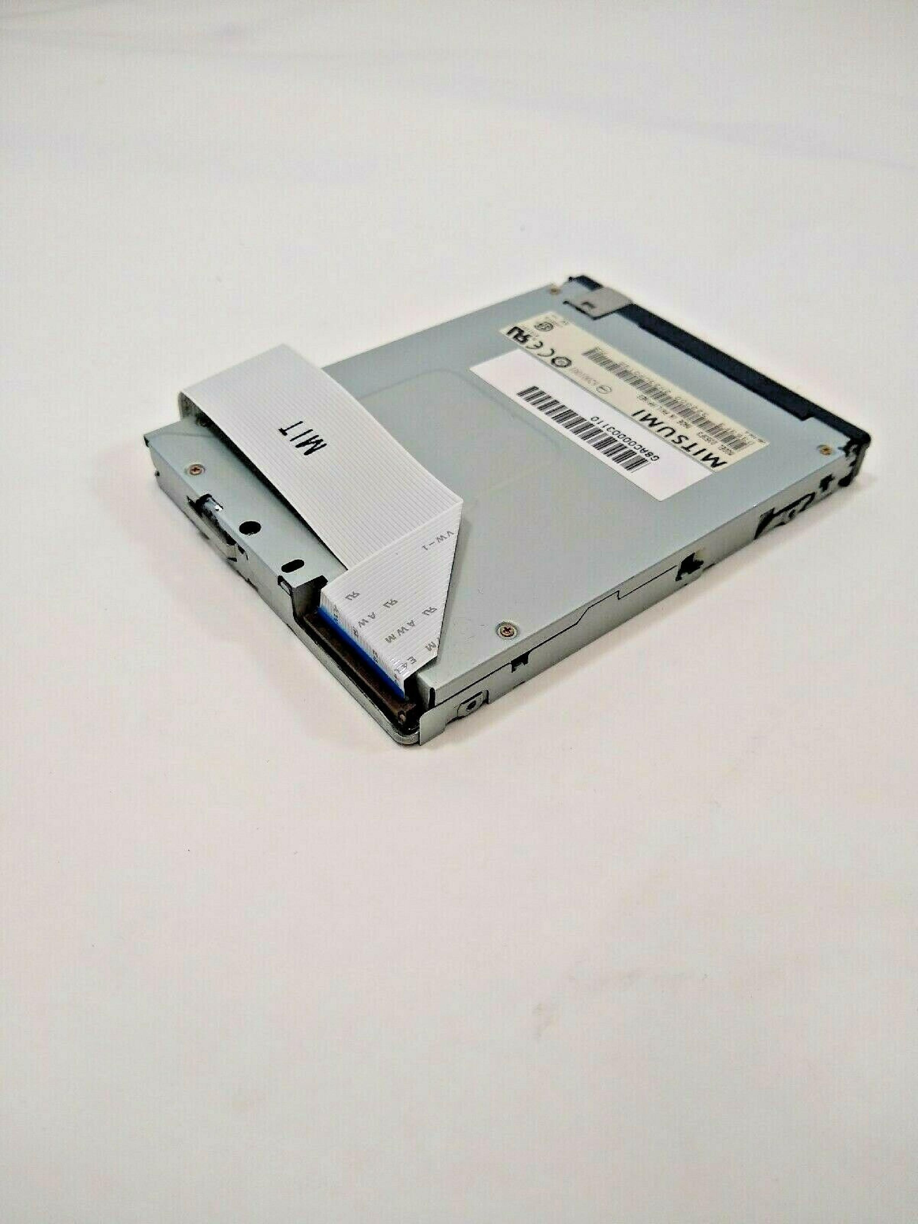 MITSUMI D353F3 FLOPY PULLED FROM SATELLITE 1675CDS 1.44MB FLOPPY DRIVE