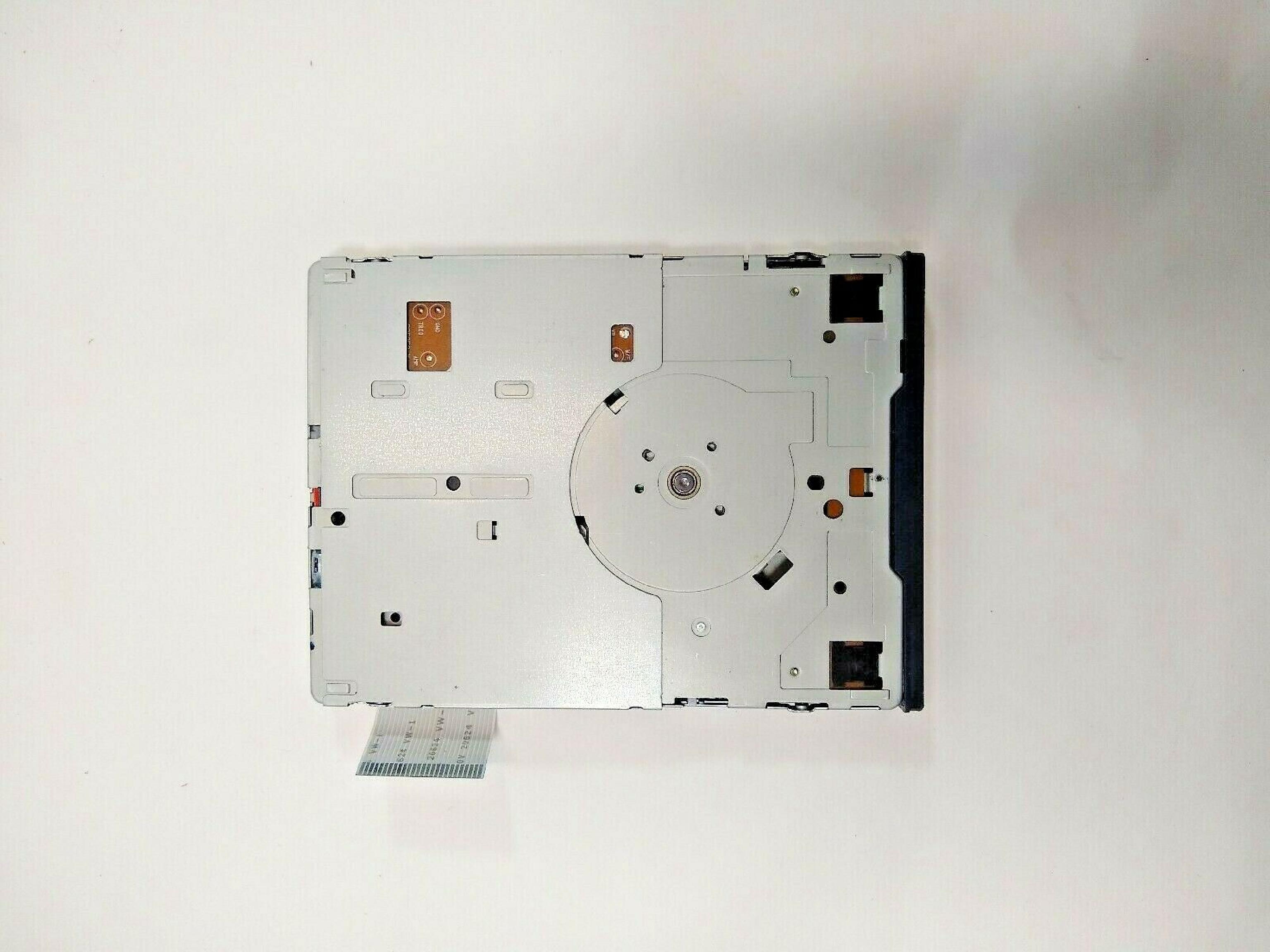 MITSUMI D353F3 FLOPY PULLED FROM SATELLITE 1675CDS 1.44MB FLOPPY DRIVE