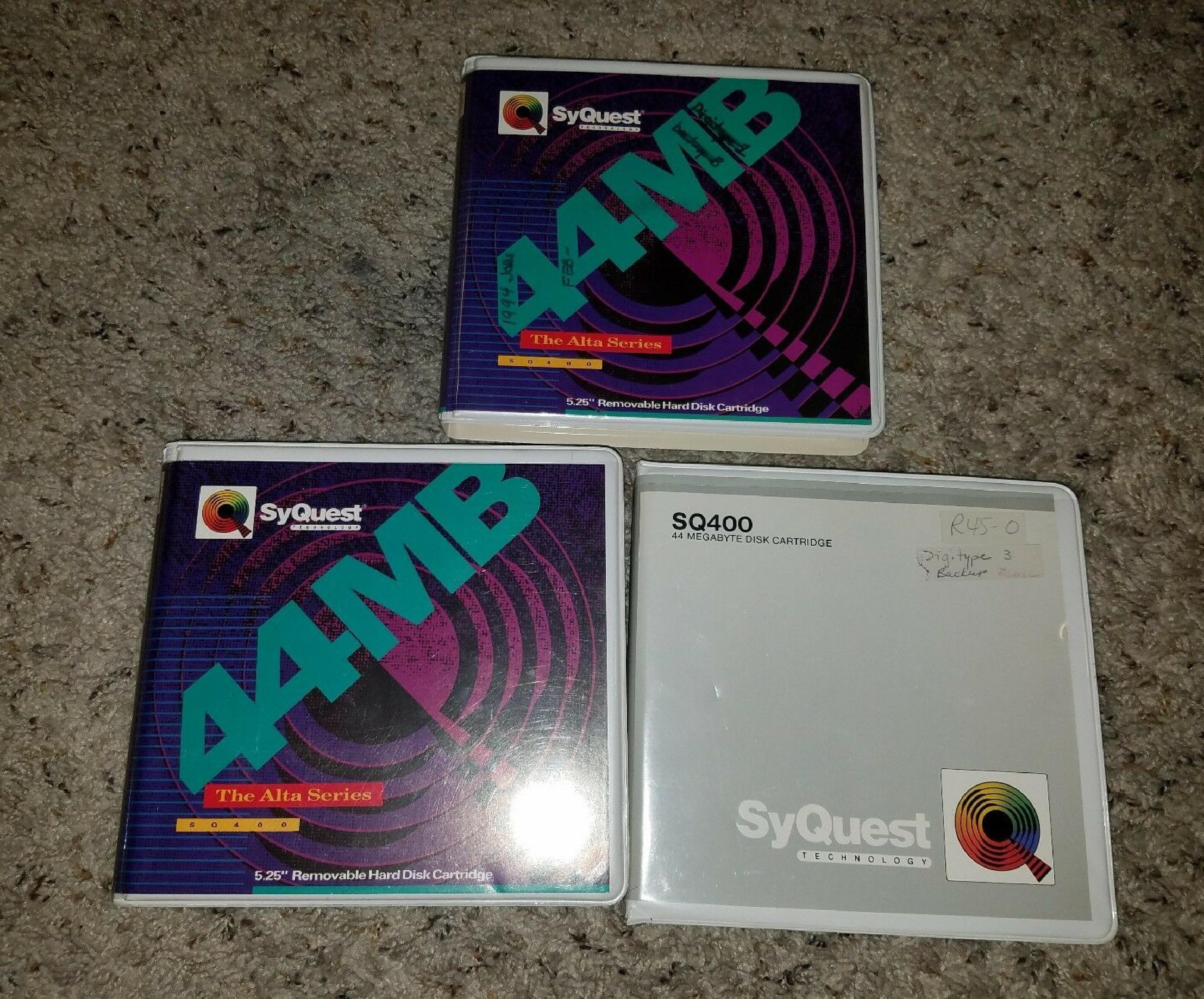 SYQUEST SQ400 44 MEGABYTE DISK CARTRIDGE