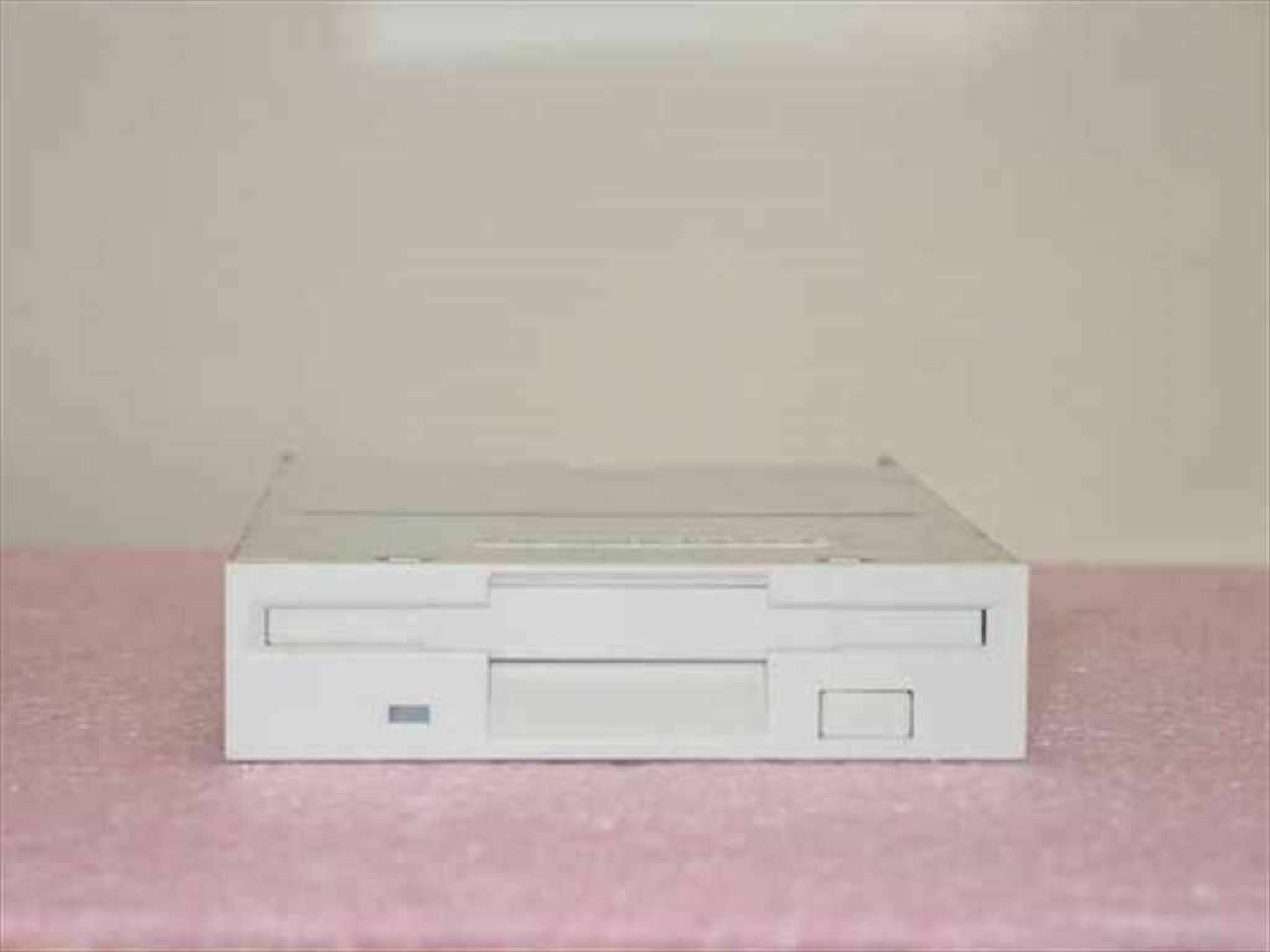 TEAC 19307763-04 1.44MB FLOPPY DRIVE PULLED FROM DELL 466/MX