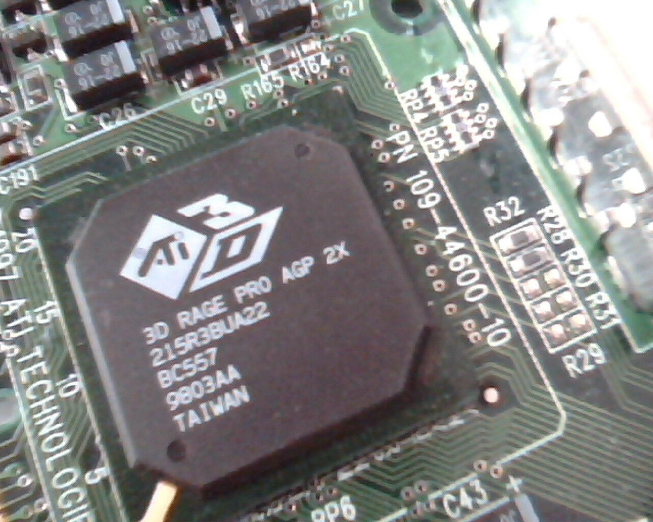 ATI 100-401012 TV CAPTURE CARD 8MB AGP VIDEO CARD WITH VGA OUTPUT