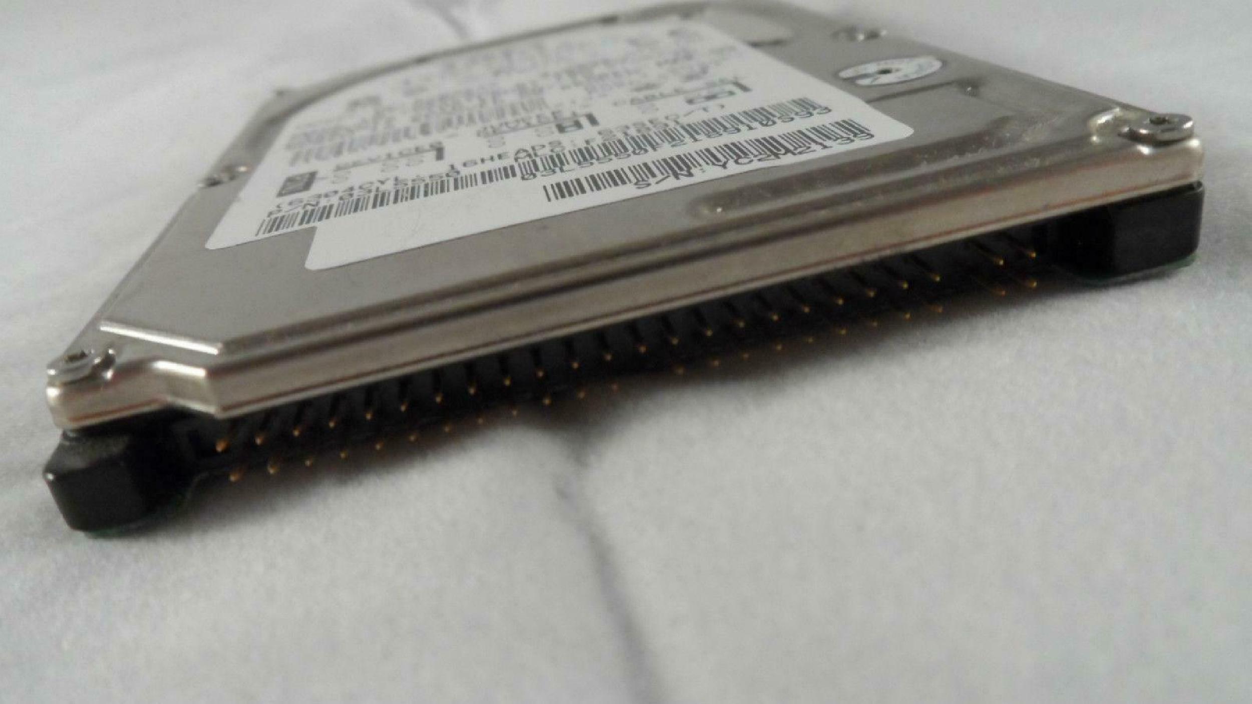 IBM 03L5550 3.25GB ATA/IDE 2.5 INCH LAPTOP HARD DRIVE 3250MB TRAVELSTAR 2.5INCH 4200RPM