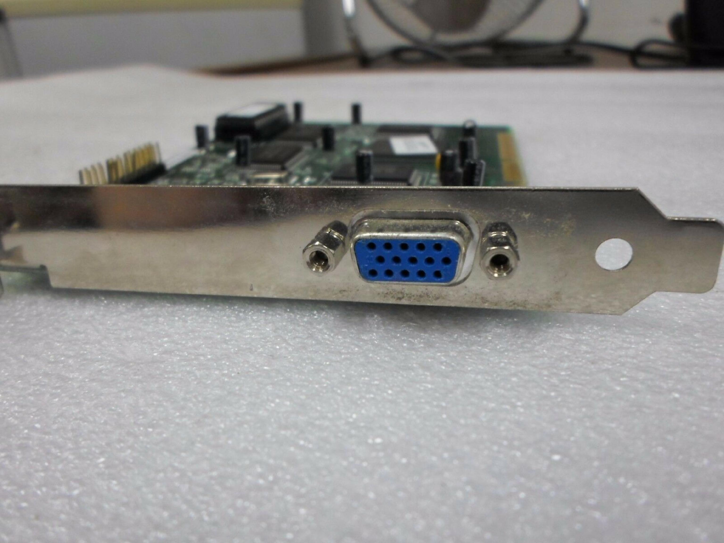 STB SYSTEMS INC 1X0-0618-505 4MB AGP VIDEO CARD WITH VGA OUTPUT