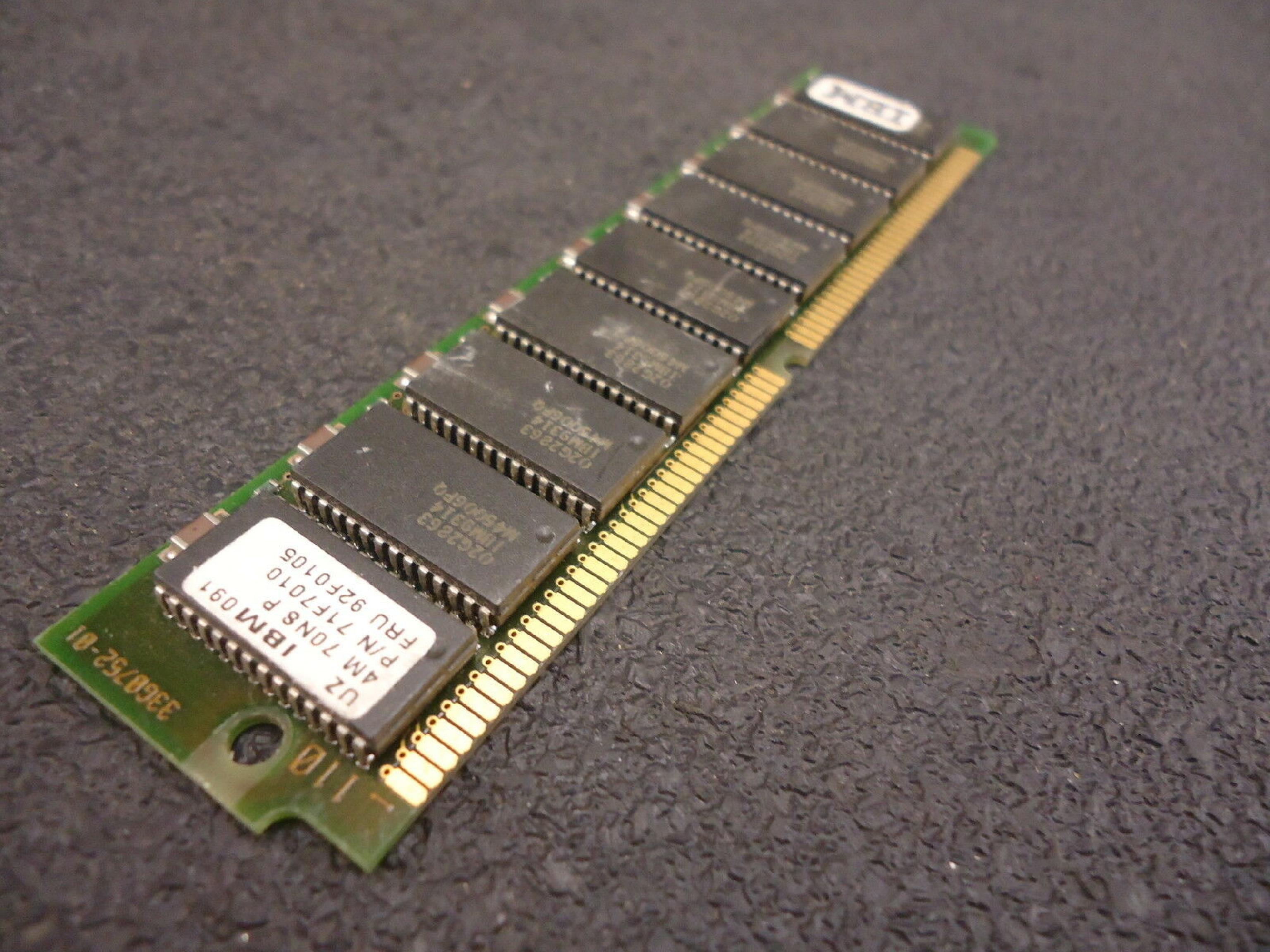 IBM 92F0105 72 PIN SIMM 12 CHIP PS/2 4MB 70NS 72PIN