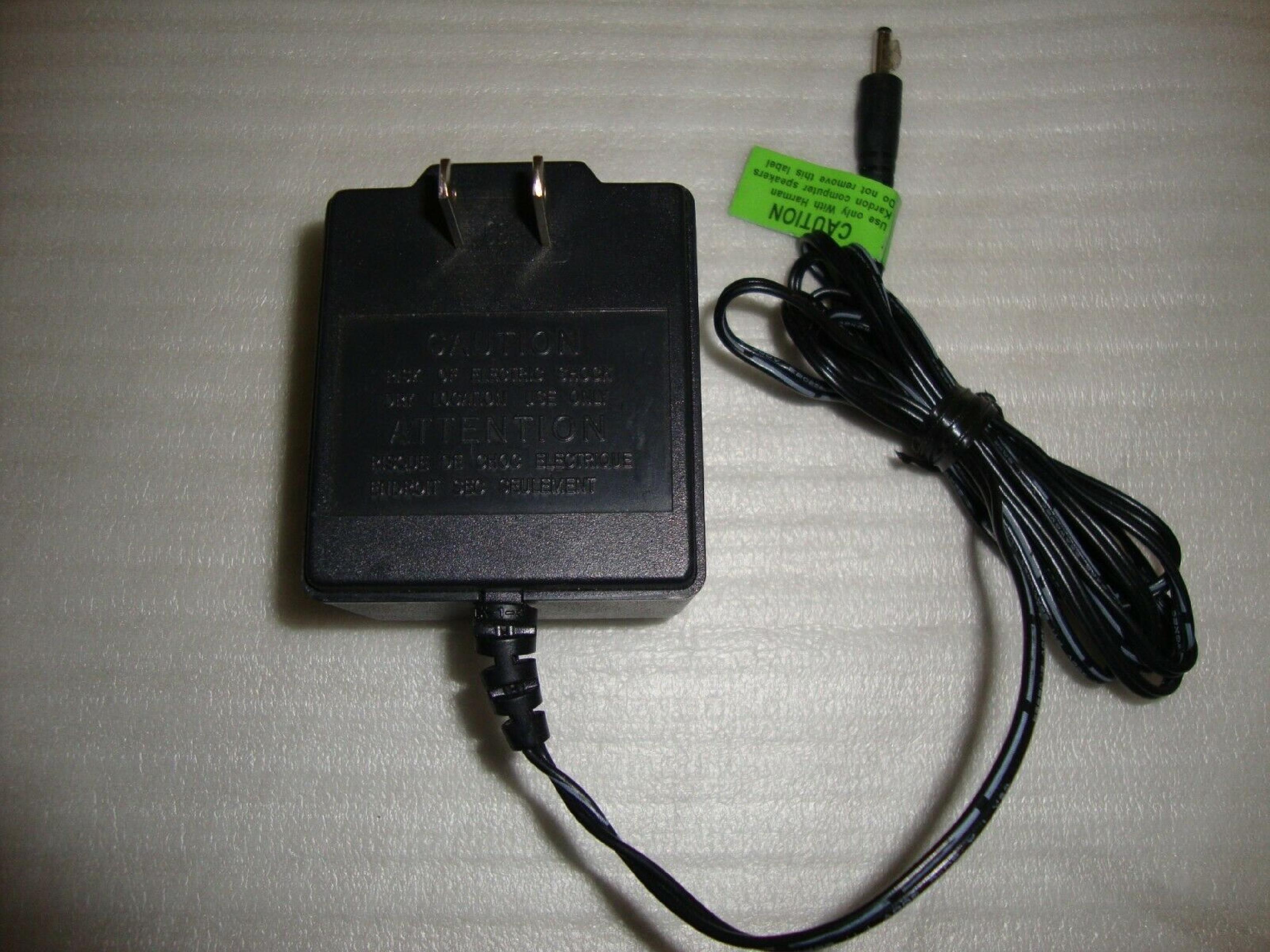 HARMAN KARDON A481511OT AC ADAPTER 15VAC 1.1A OD:5.5MM ID:2MM BARREL CONNECTOR 6FOOT CABLE OUTSIDE POLE:NEGATIVE FOR 06941V 15V 1100MA WITH CUT WIRE