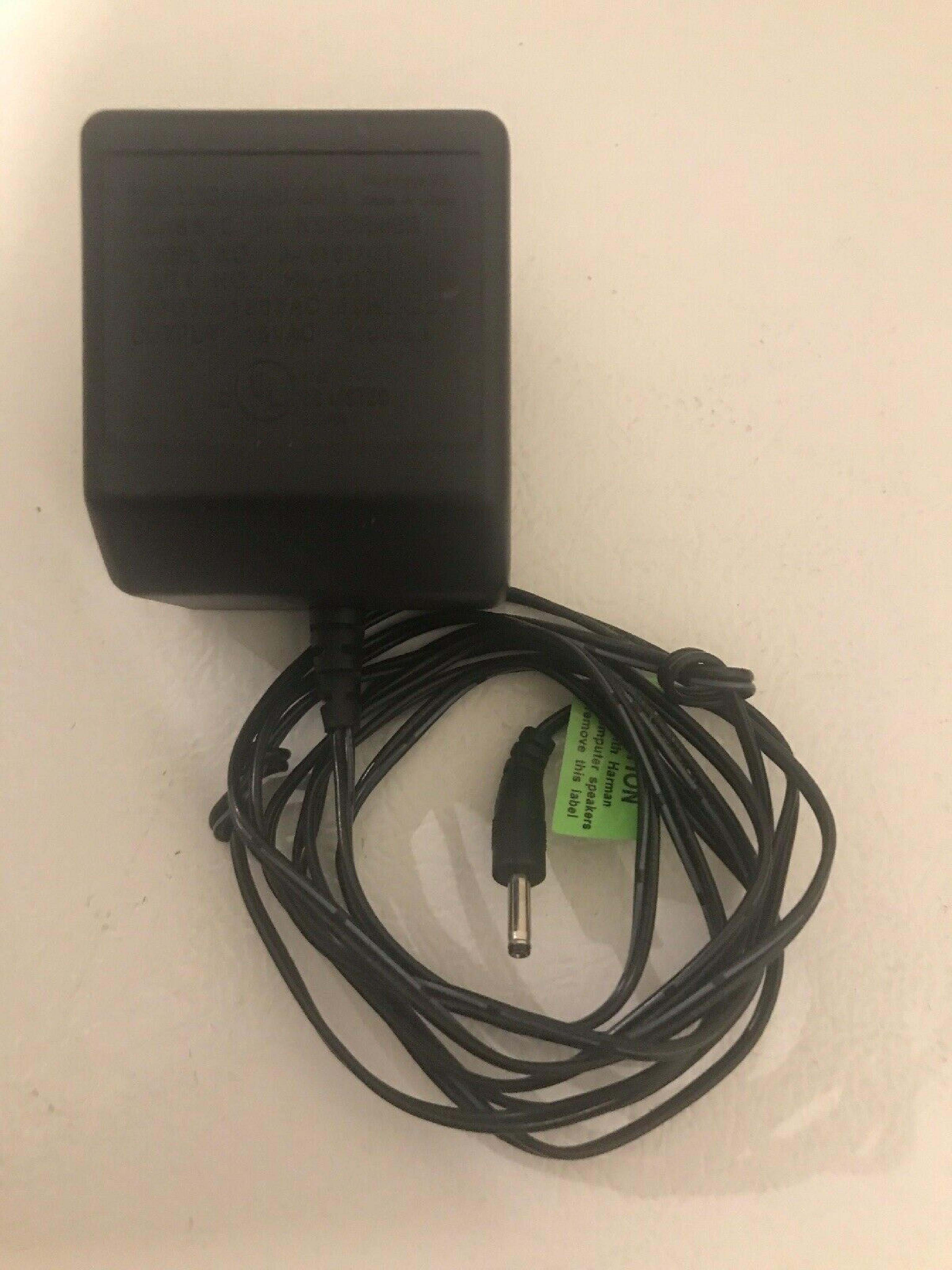 HARMAN KARDON A4815110T AC ADAPTER 15VAC 1.1A OD:5.5MM ID:2MM BARREL CONNECTOR 6FOOT CABLE OUTSIDE POLE:NEGATIVE FOR 06941V