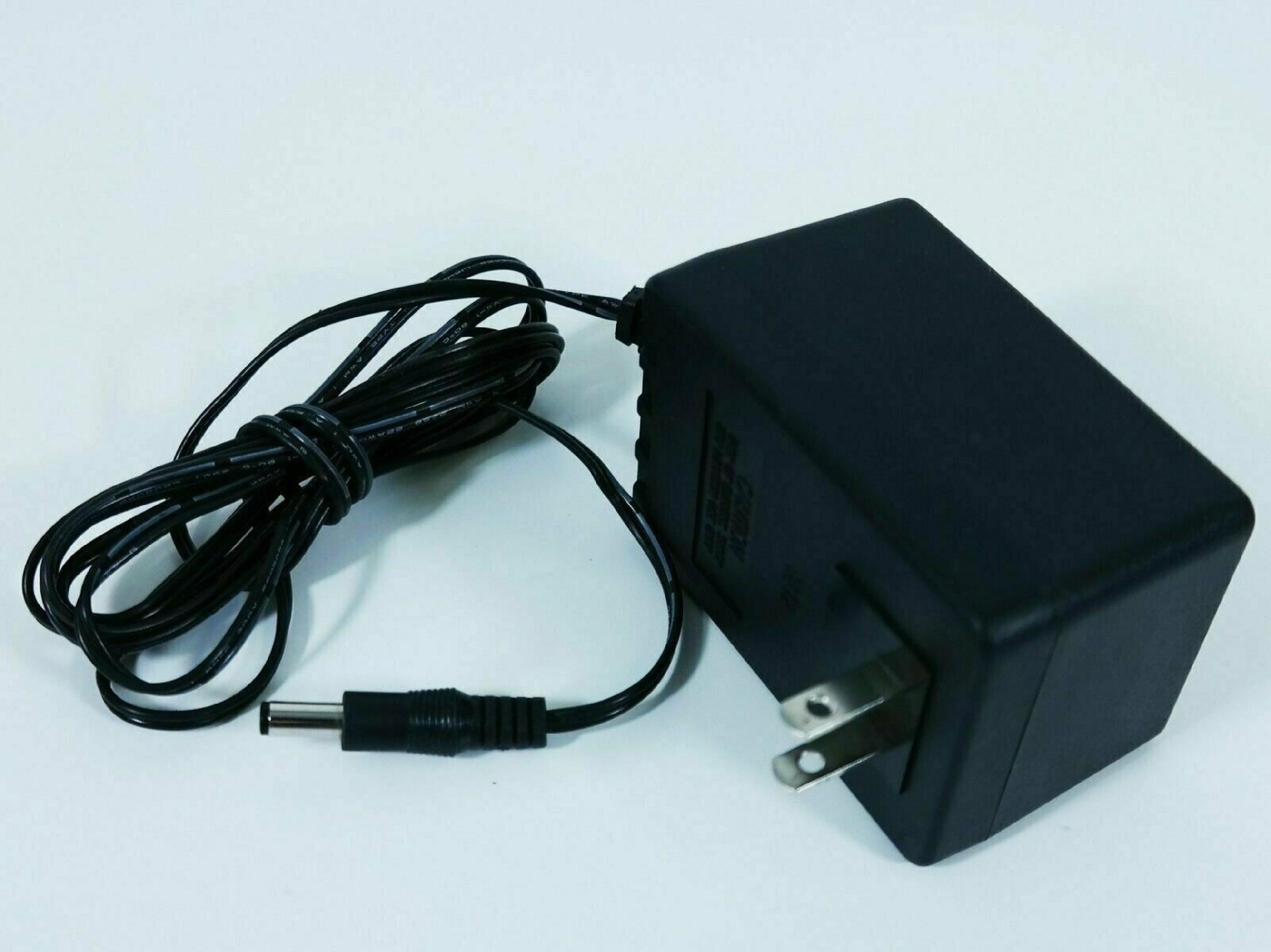 LEADER ELECTRONICS 481210OO3CT AC ADAPTER 12VDC 1A OD:5.5MM ID:2MM BARREL CONNECTOR 6FOOT CABLE OUTSIDE POLE:NEGATIVE FOR 04N567 CUT NO