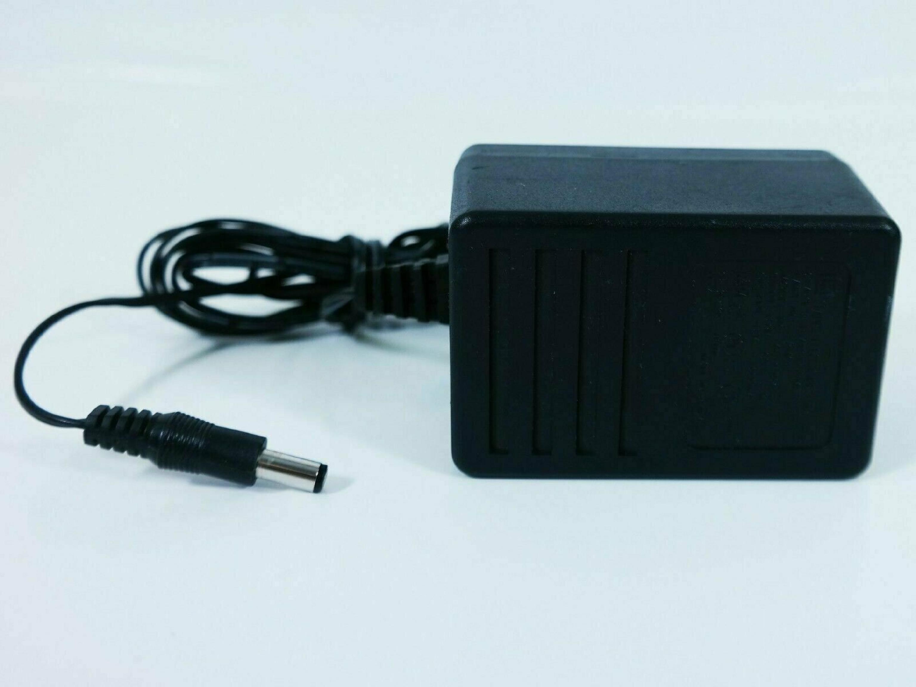 LEADER ELECTRONICS 481210OO3CT AC ADAPTER 12VDC 1A OD:5.5MM ID:2MM BARREL CONNECTOR 6FOOT CABLE OUTSIDE POLE:NEGATIVE FOR 04N567 CUT NO