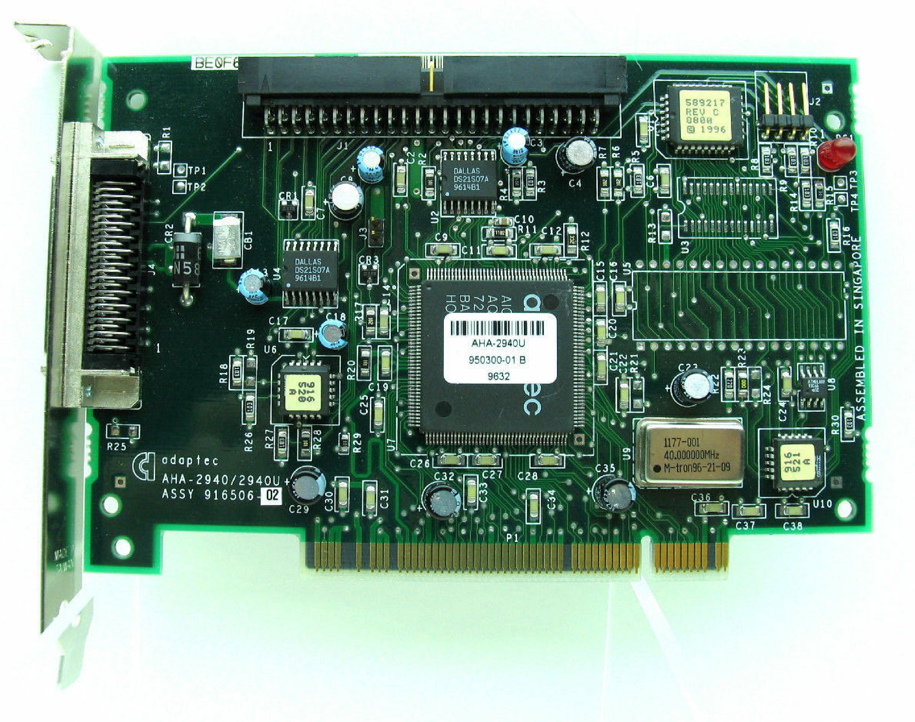 ADAPTEC / COMPAQ / HEWLETT PACKARD / HP 185202-001 PCI SCSI CONTROLLER