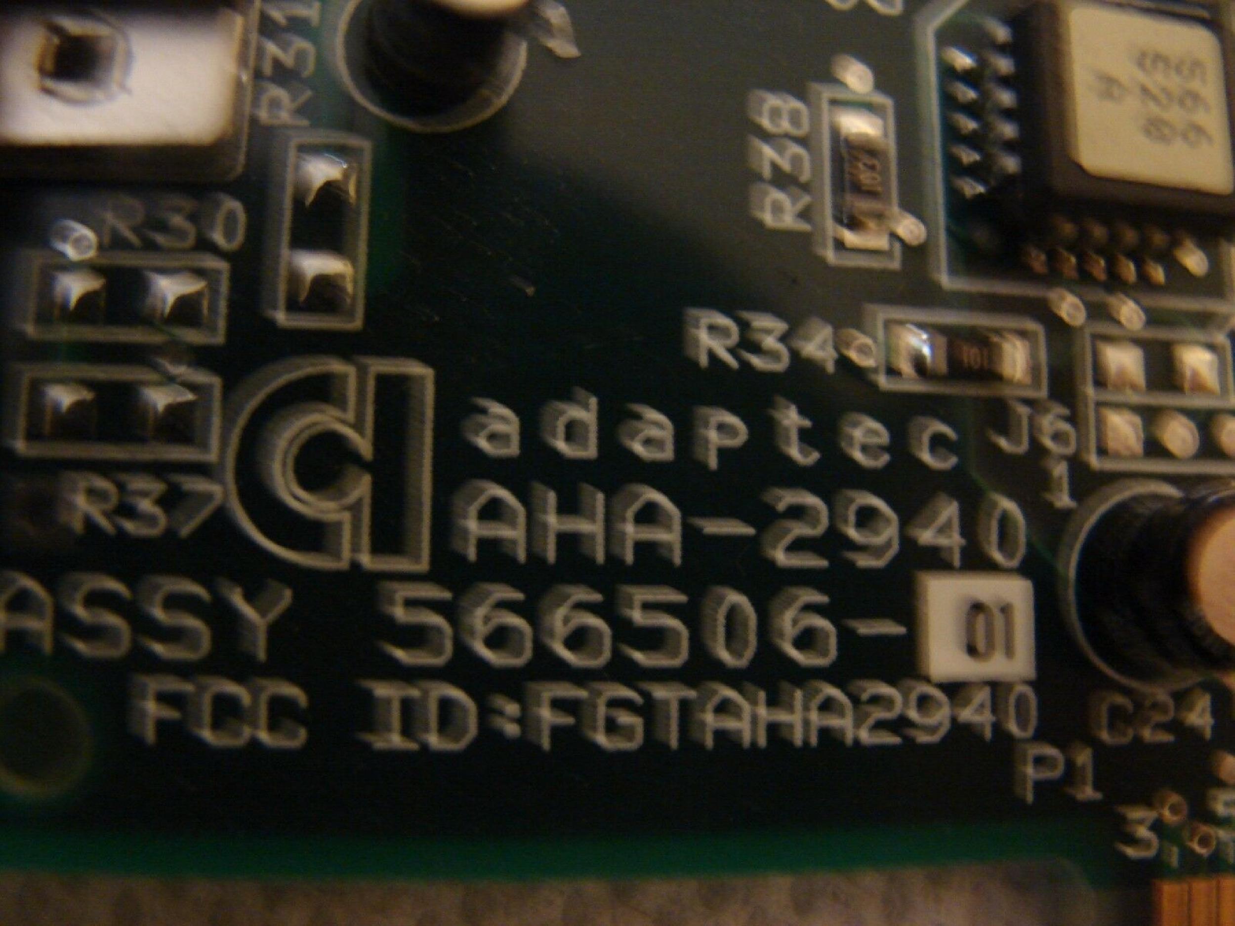 ADAPTEC 566507-00 PCI SCSI CONTROLLER