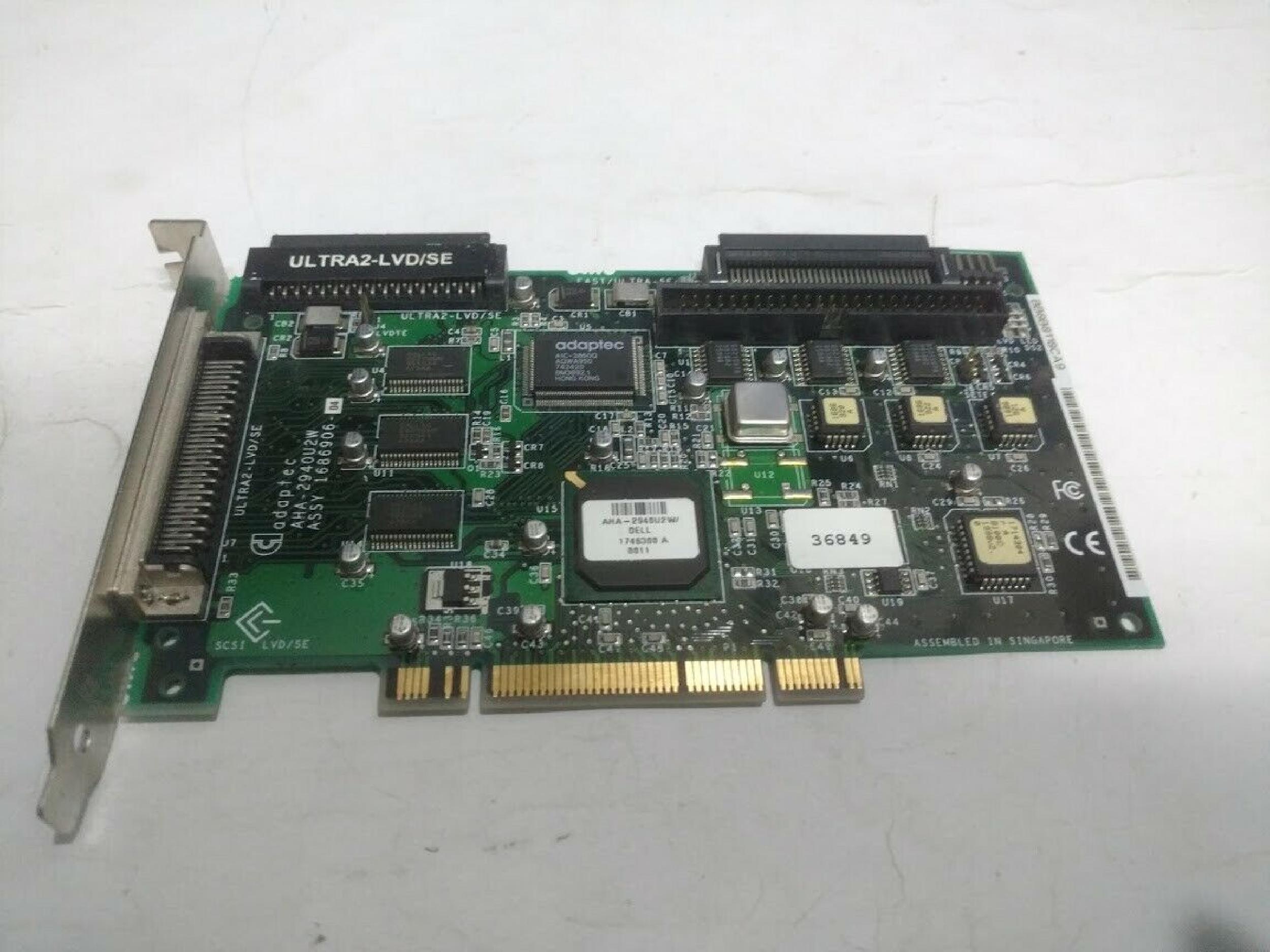 ADAPTEC 1686906-04 PCI ULTRA2 LVD/SE SCSI CONTROLLER