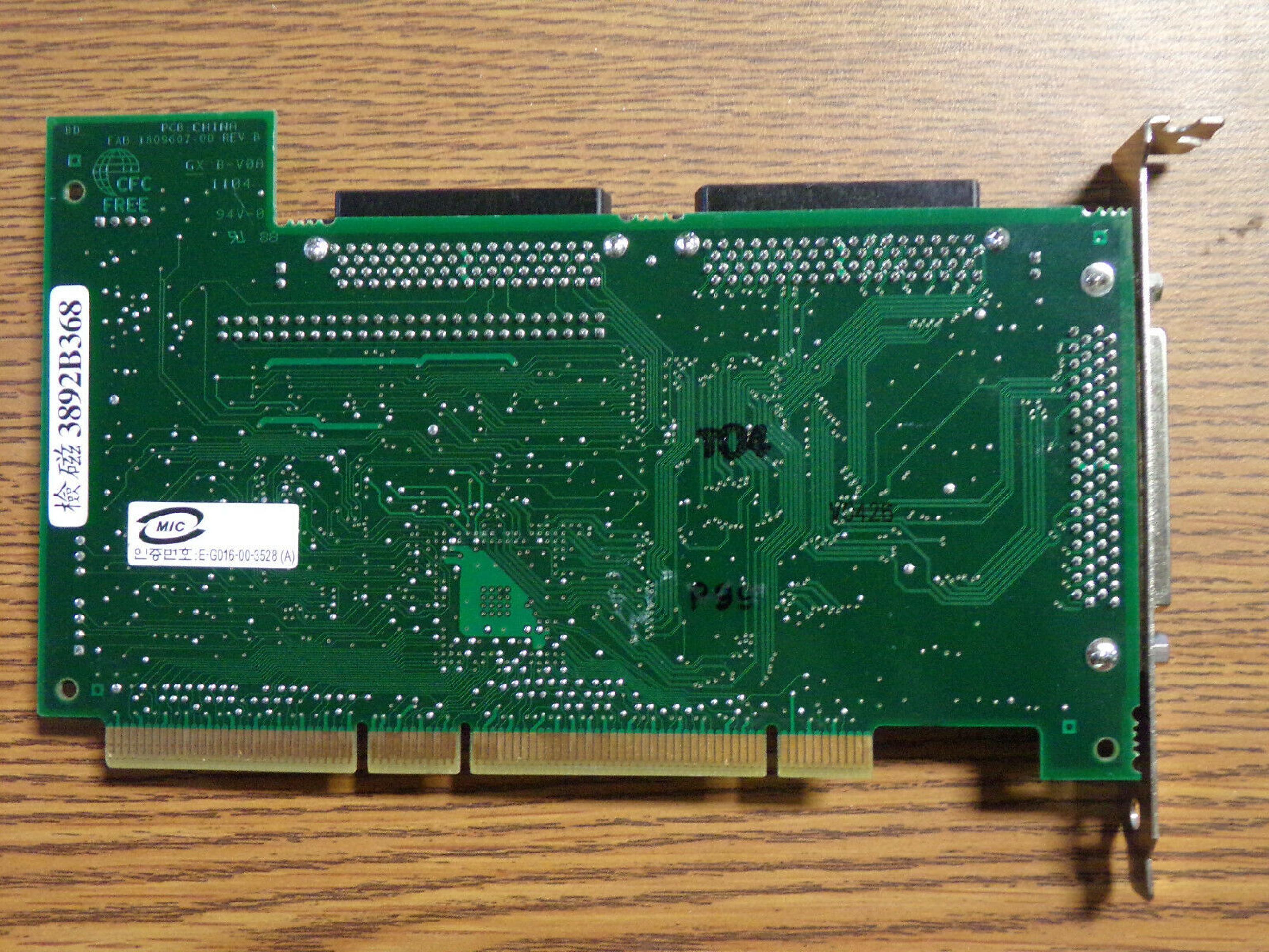 ADAPTEC 1809606-04 PCI SCSI WITH EXTERNAL 68PIN LVD SE, INTERNAL SE 50 PIN IDC