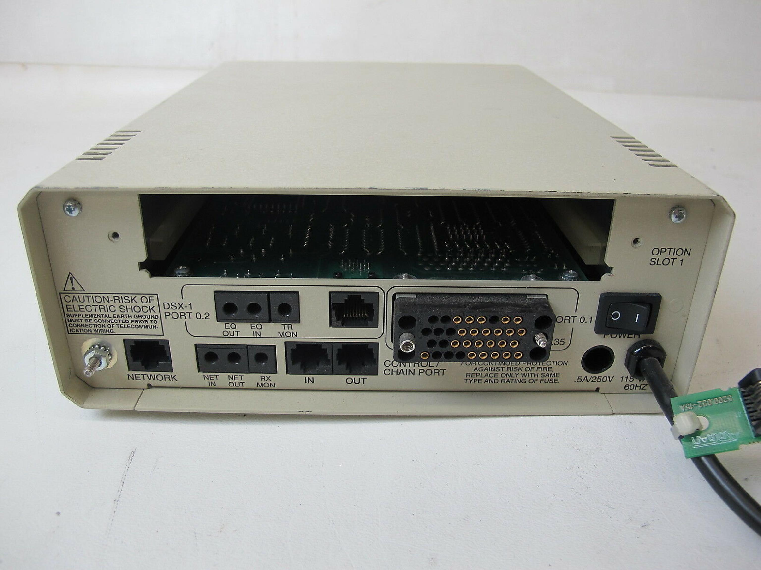 ADTRAN 1200.129L1 DSU/CSU T1/FT1 MULTIPLEXER, LCD, V.35 DTE INTERFACE