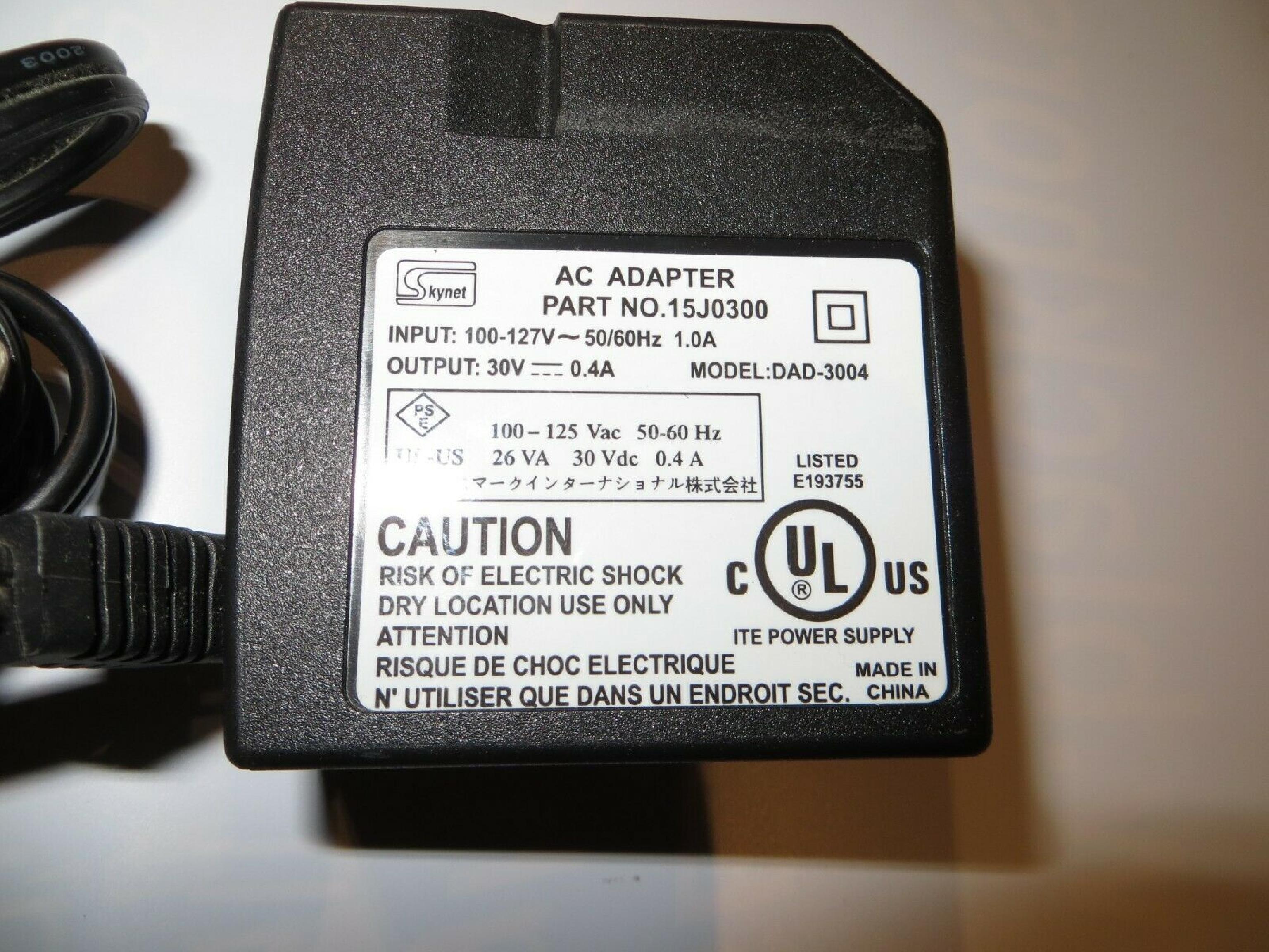 SKYNET ELECTRONICS DAD-3004 30V DC 0.4A AC ADAPTER WITH BARREL CONNECTOR CUT WIRE