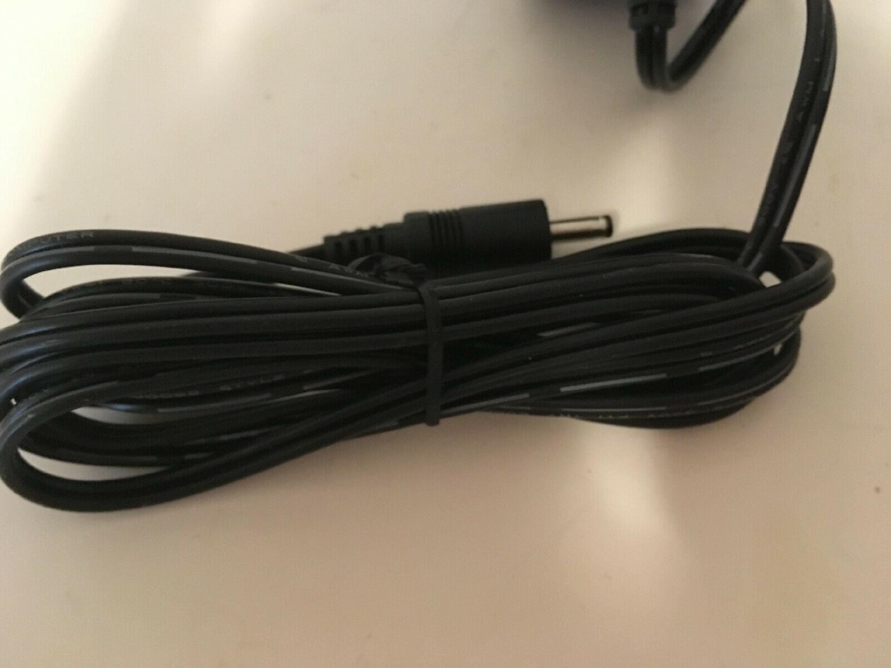 COMPAQ / HEWLETT PACKARD / HP / HEWLETT PACKARD 281855-001 5V DC 3A AC ADAPTER WITH BARREL CONNECTOR