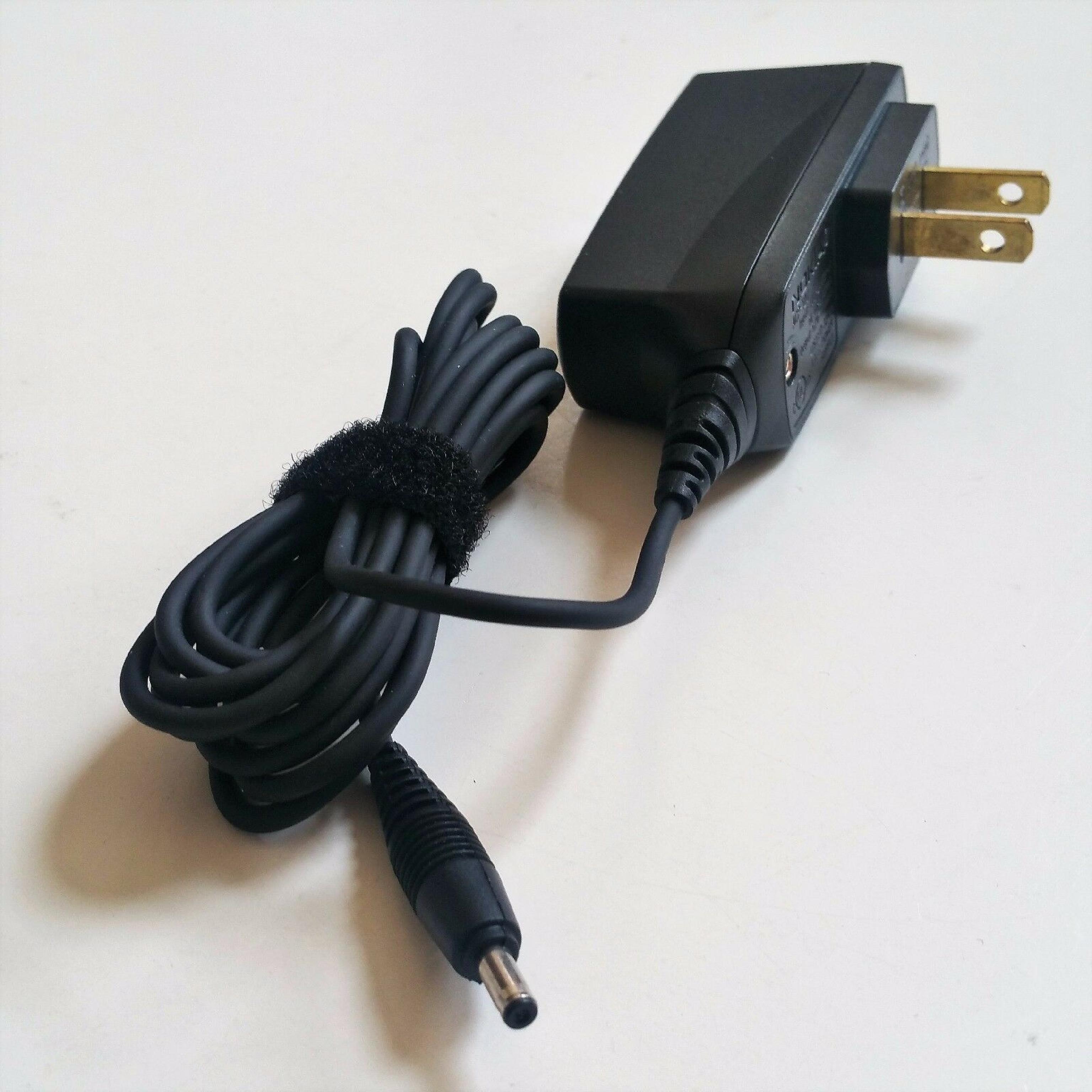 NOKIA ACP-12U 5.7V DC 800MA AC ADAPTER WITH BARREL CONNECTOR