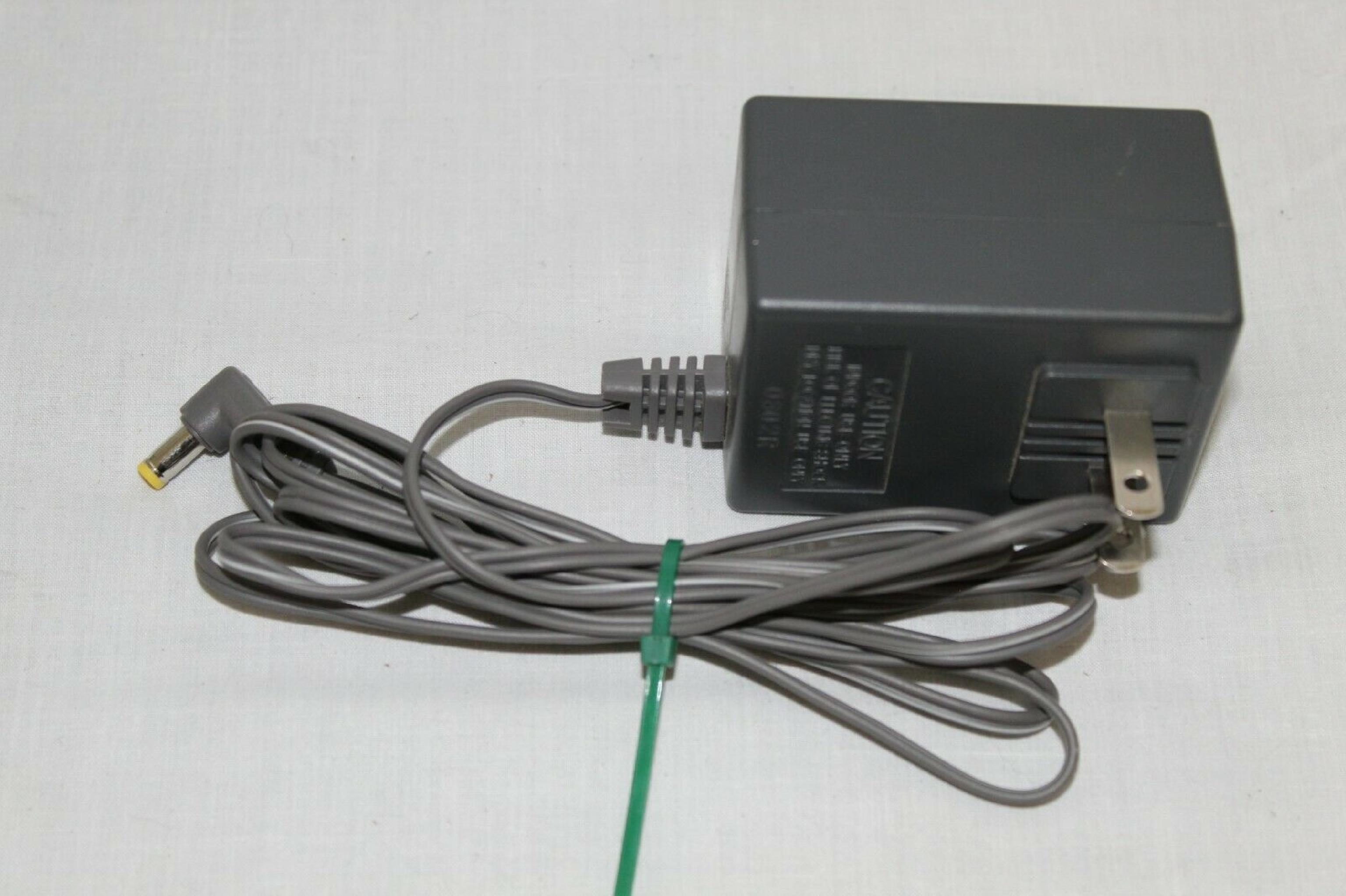 PANASONIC PQLV207 6.5V DC 500MA AC ADAPTER WITH BARREL CONNECTOR