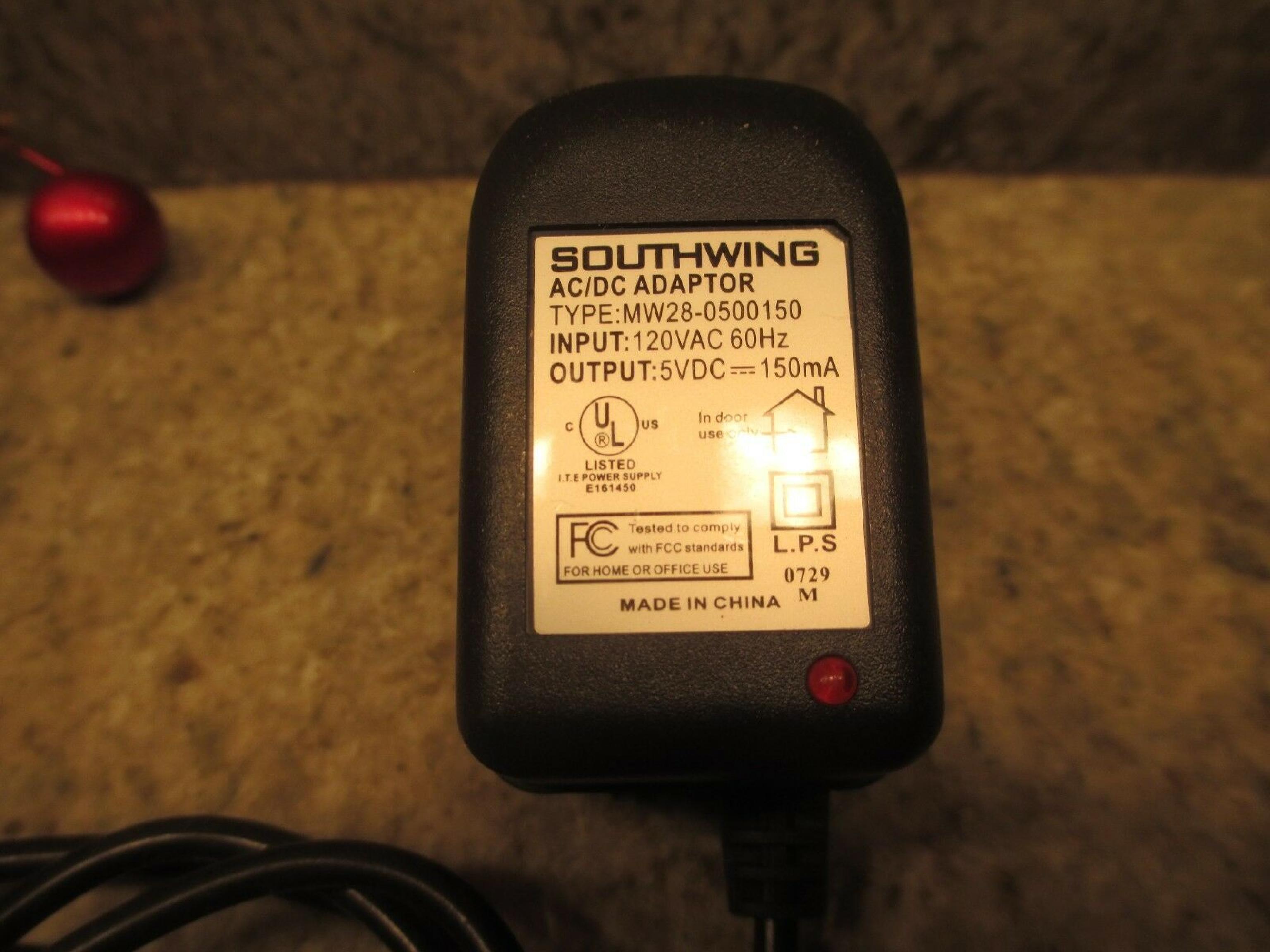 SOUTHWING MW28-0500150 5V DC 150MA AC ADAPTER WITH CONNECTOR