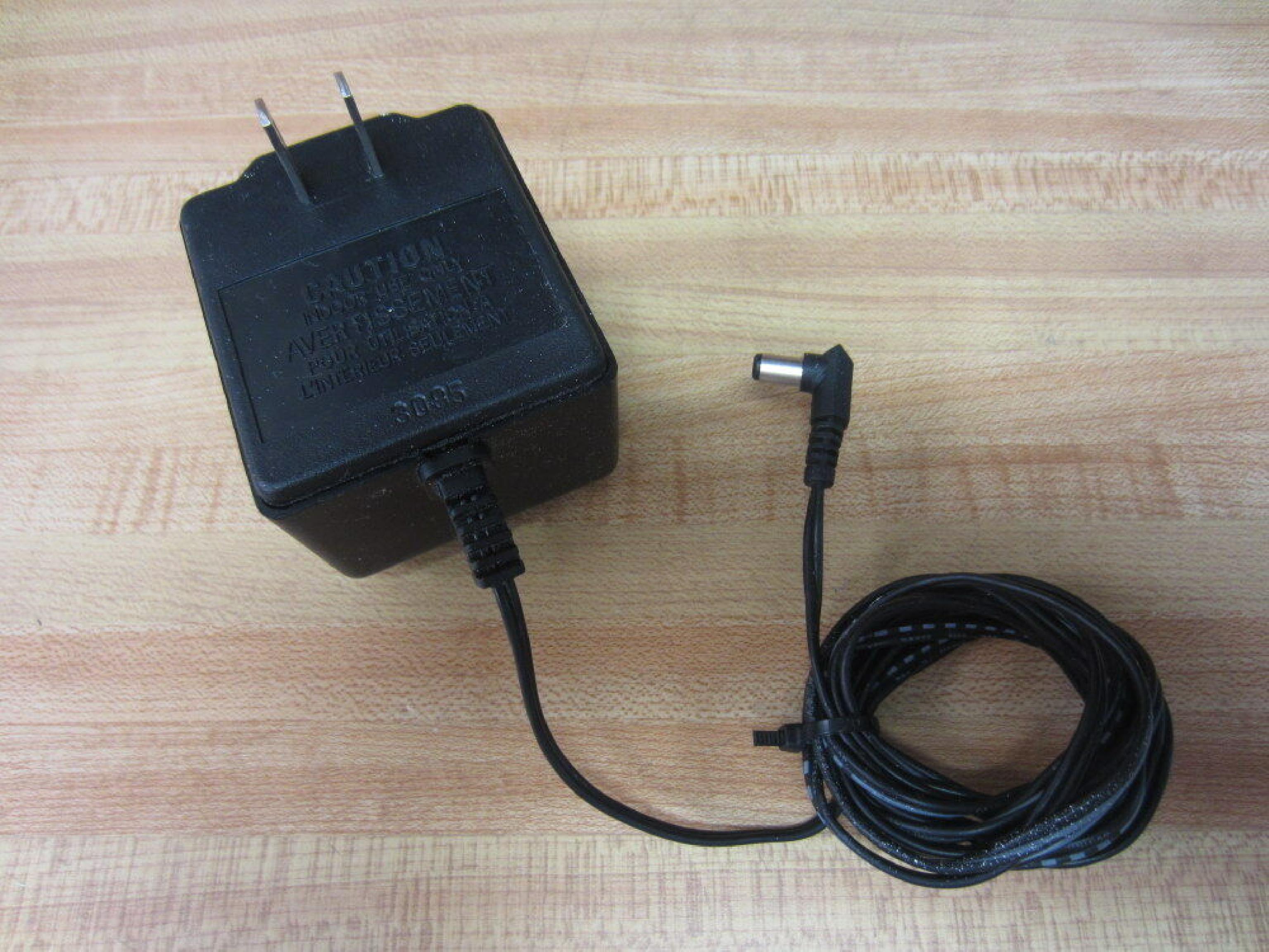 SYMBOL 50-04000-030 8V DC 0.5A AC ADAPTER WITH BARREL CONNECTOR