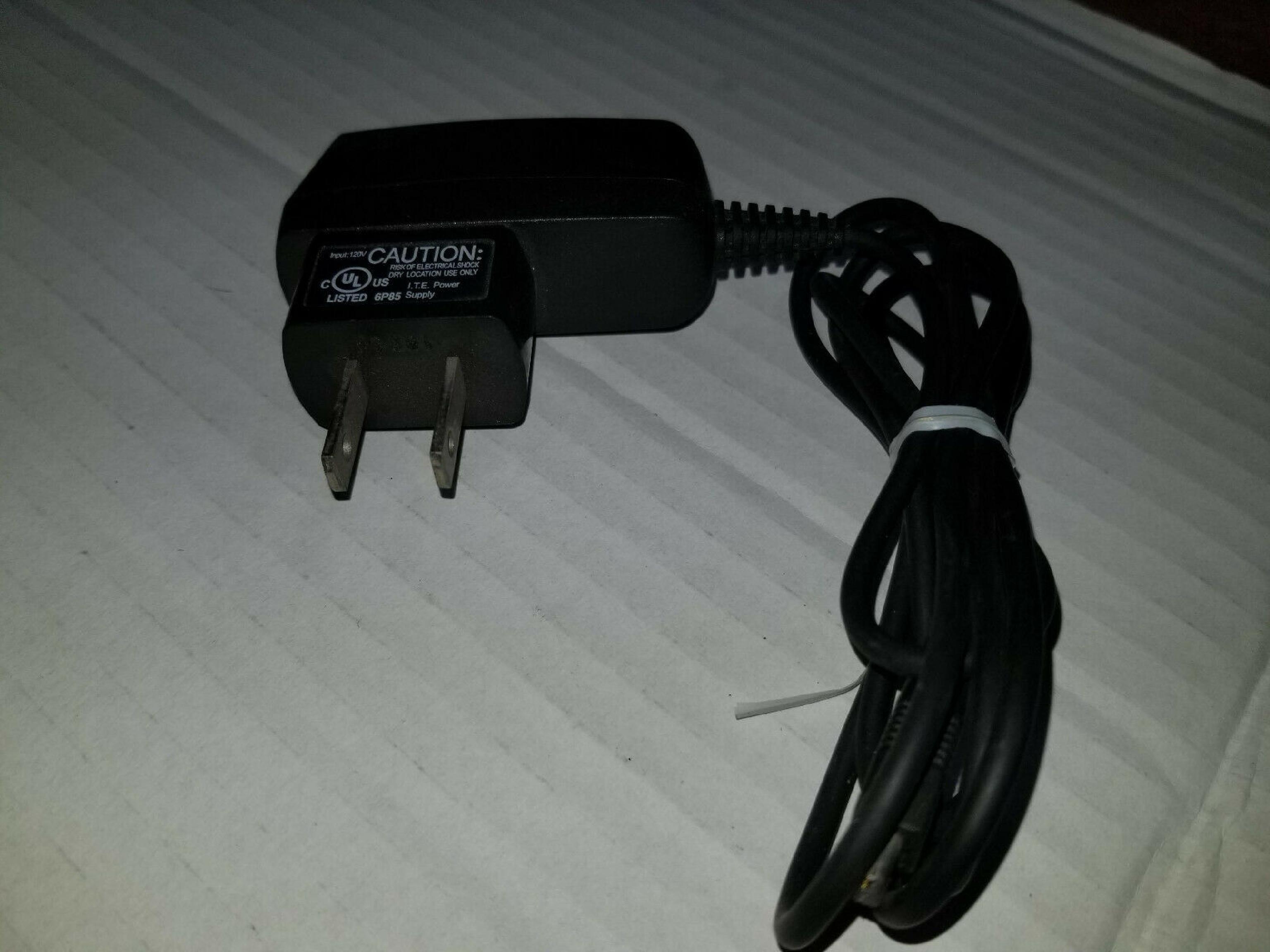 JABRA FW7600/06 6V DC 250MA AC ADAPTER WITH BARREL CONNECTOR MINI 4 PIN