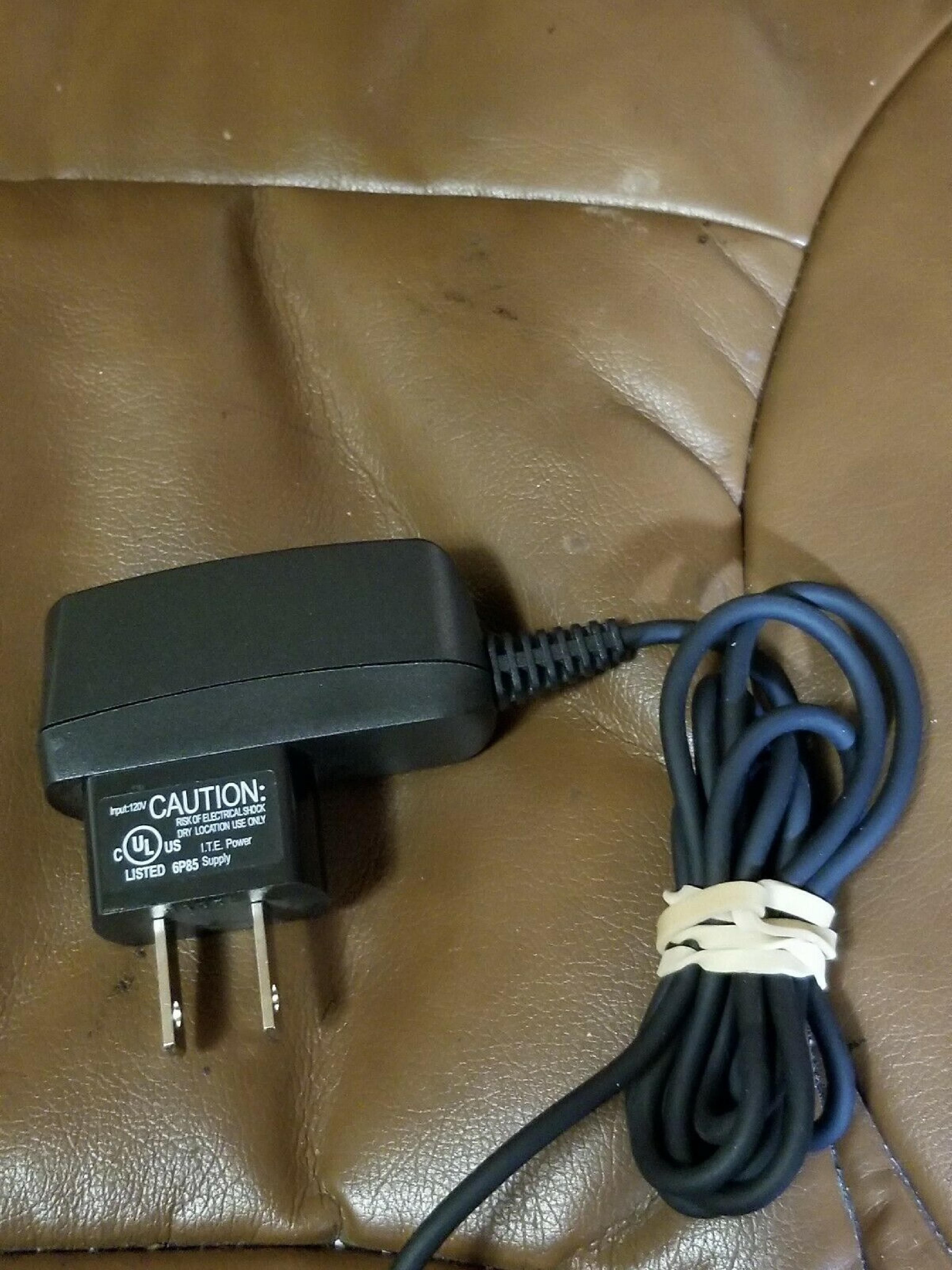 JABRA FW7600/06 6V DC 250MA AC ADAPTER WITH BARREL CONNECTOR MINI 4 PIN