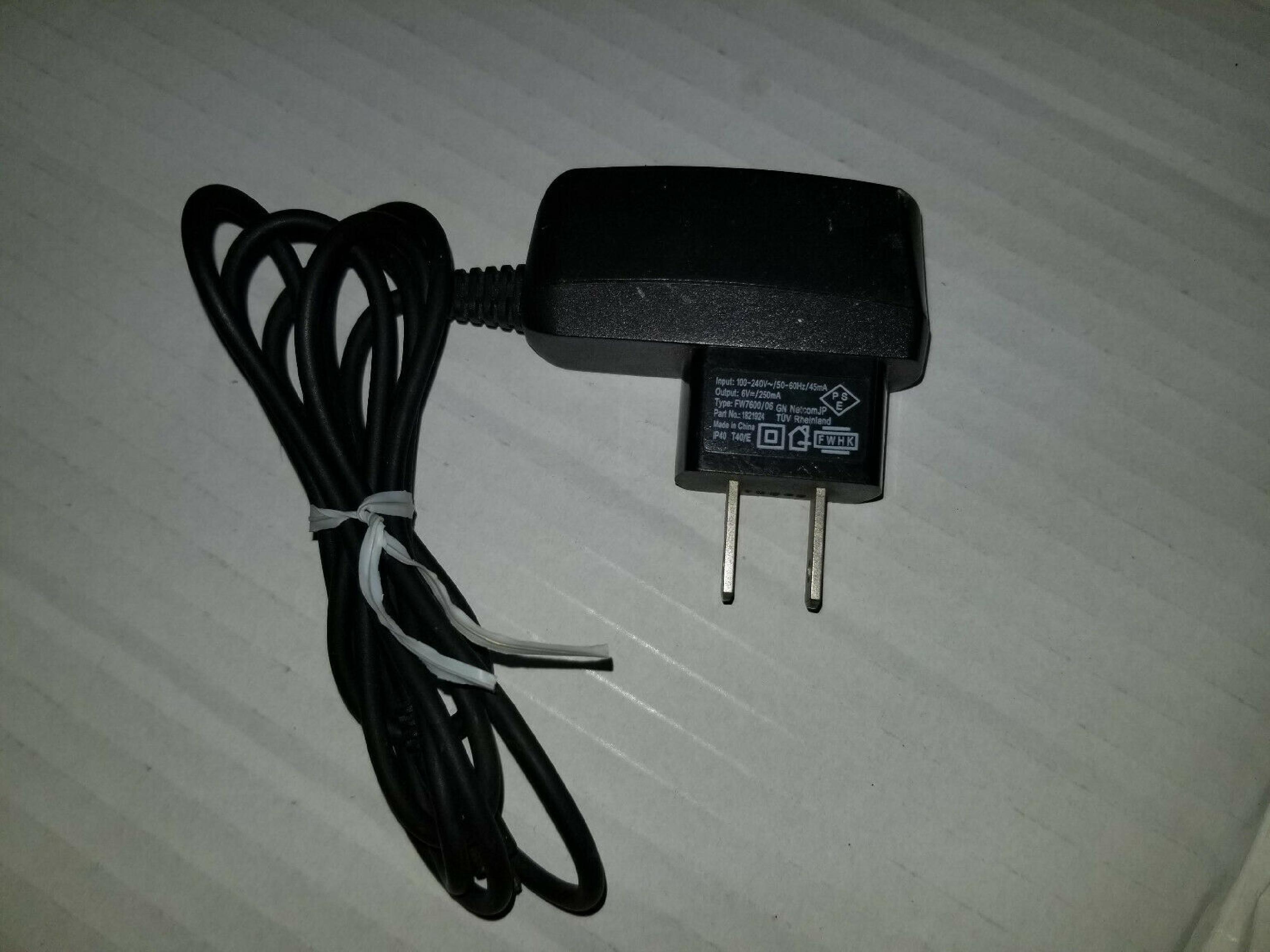 JABRA FW7600/06 6V DC 250MA AC ADAPTER WITH BARREL CONNECTOR MINI 4 PIN