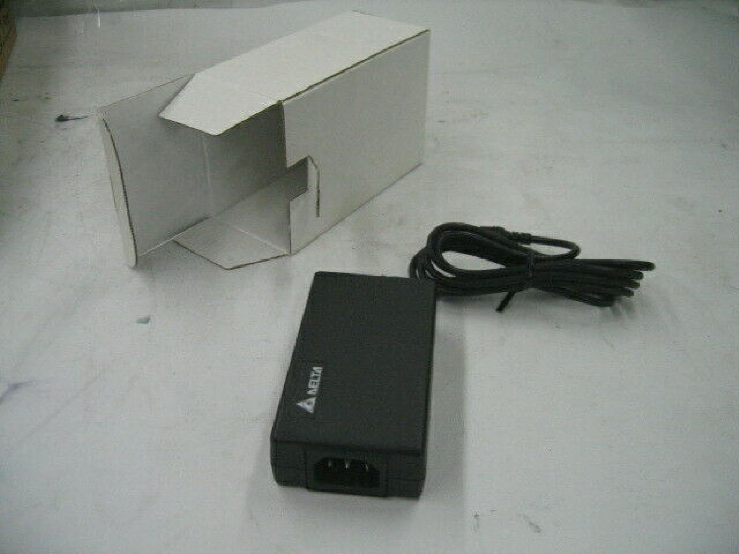DELTA ELECTRONICS INC ADP-15KB 5.1V DC 3.0A AC ADAPTER WITH BARREL CONNECTOR