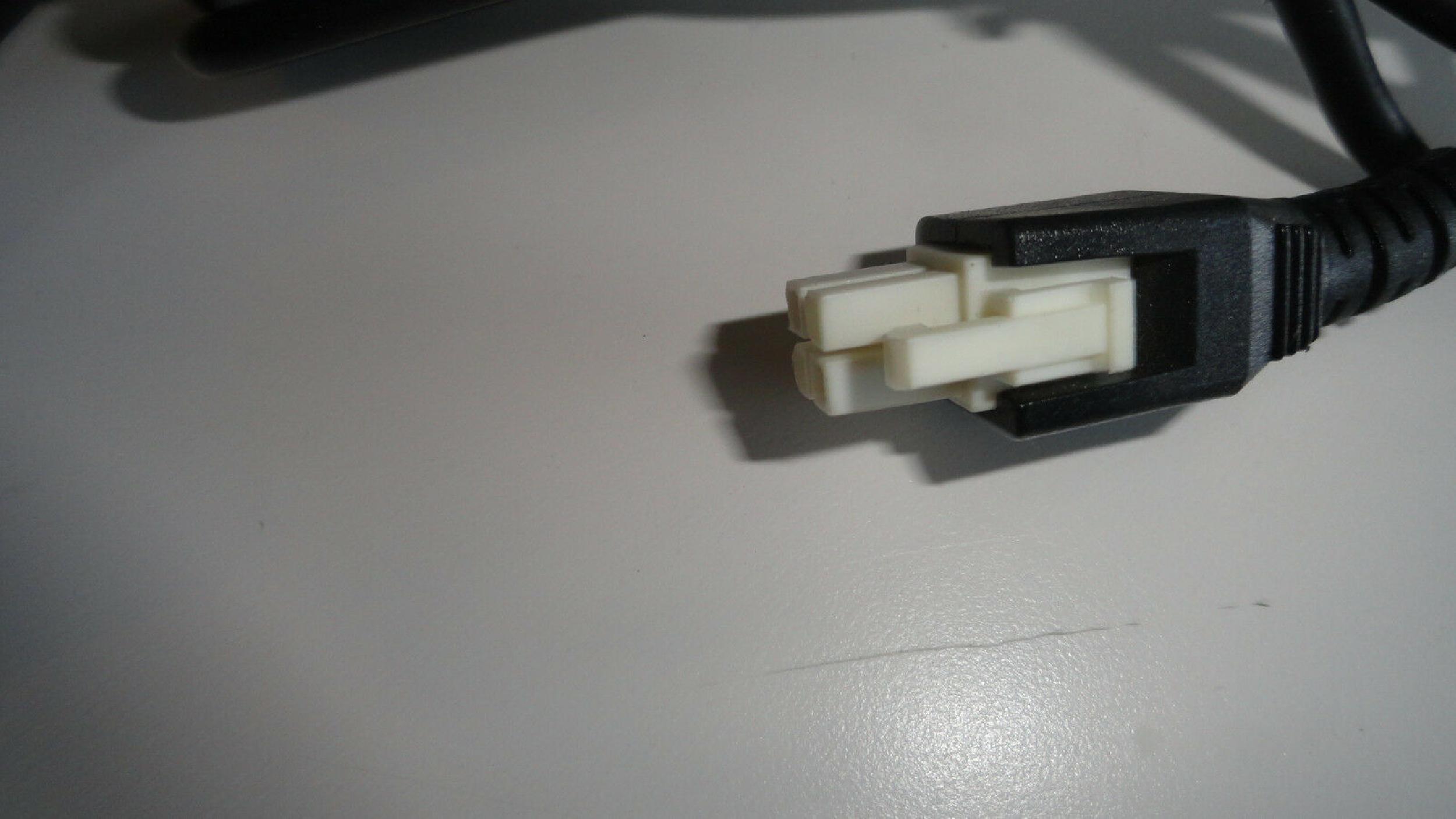 DELTA ELECTRONICS INC ADP-15KB 5.1V DC 3.0A AC ADAPTER WITH BARREL CONNECTOR