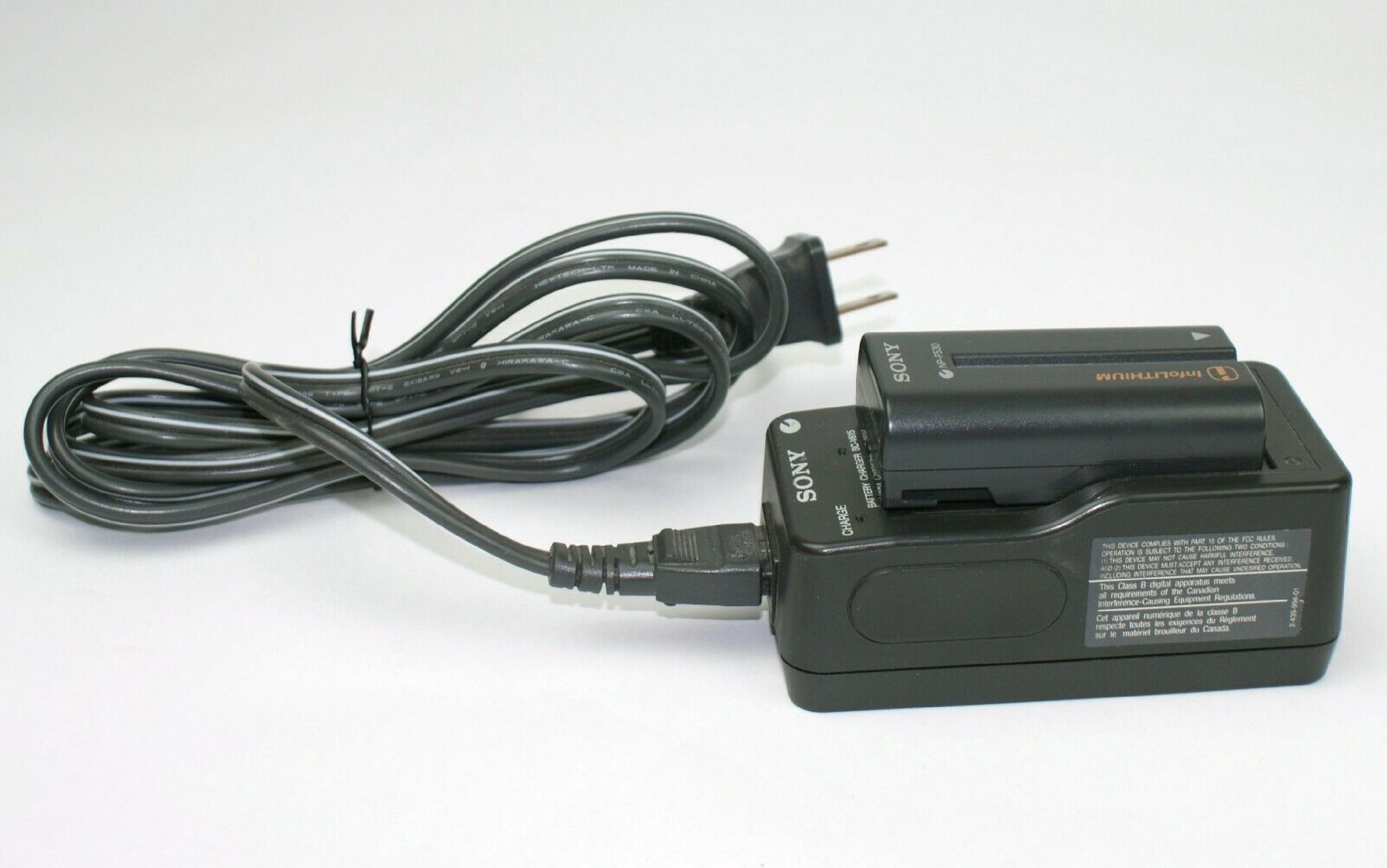 SONY BC-V615 8.4V DC 0.6A AC ADAPTER AND BATTERY CHARGER .6A