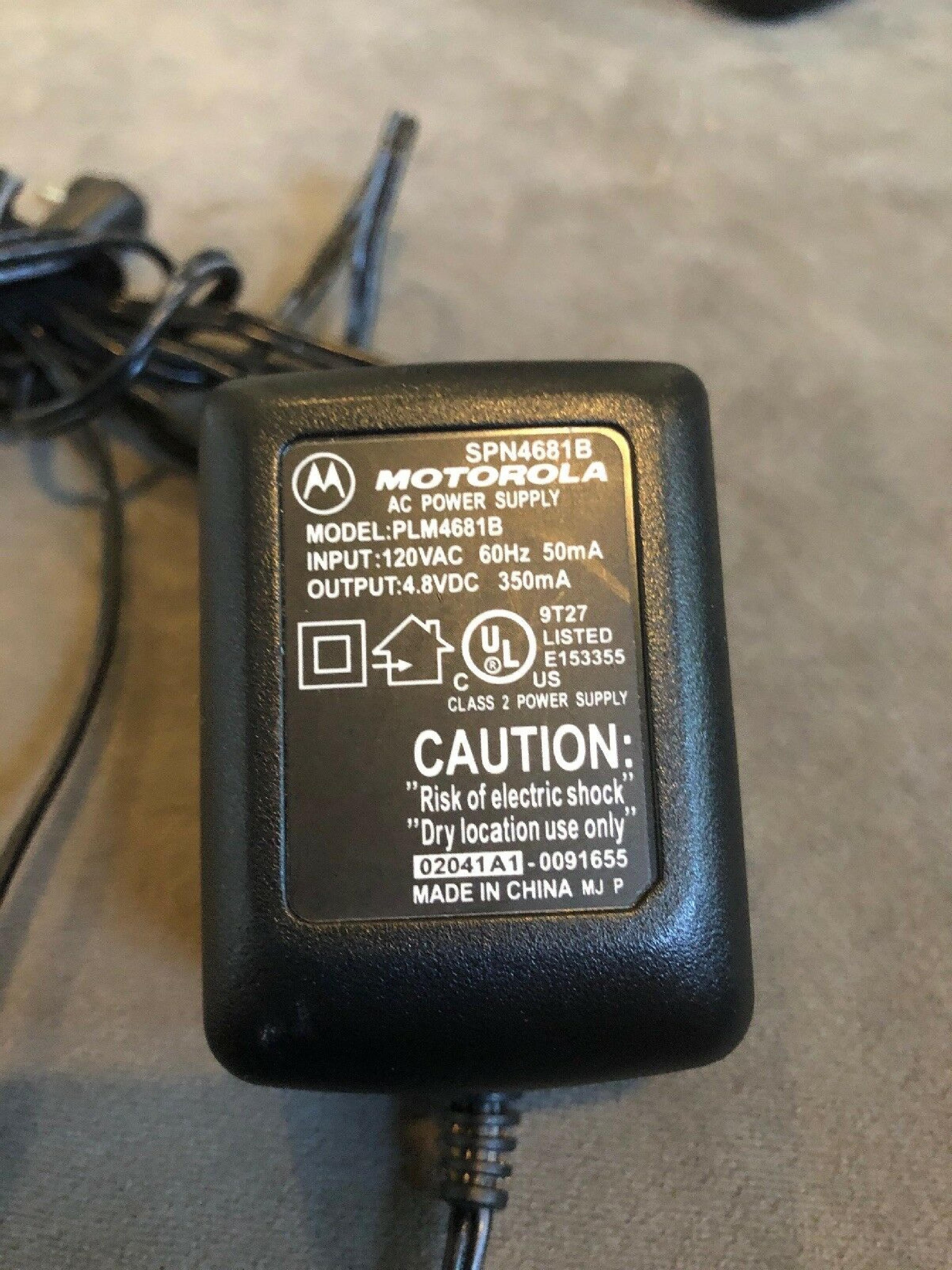 MOTOROLA PLM4681B CUT WIRE 4.8V DC 350MA AC ADAPTER