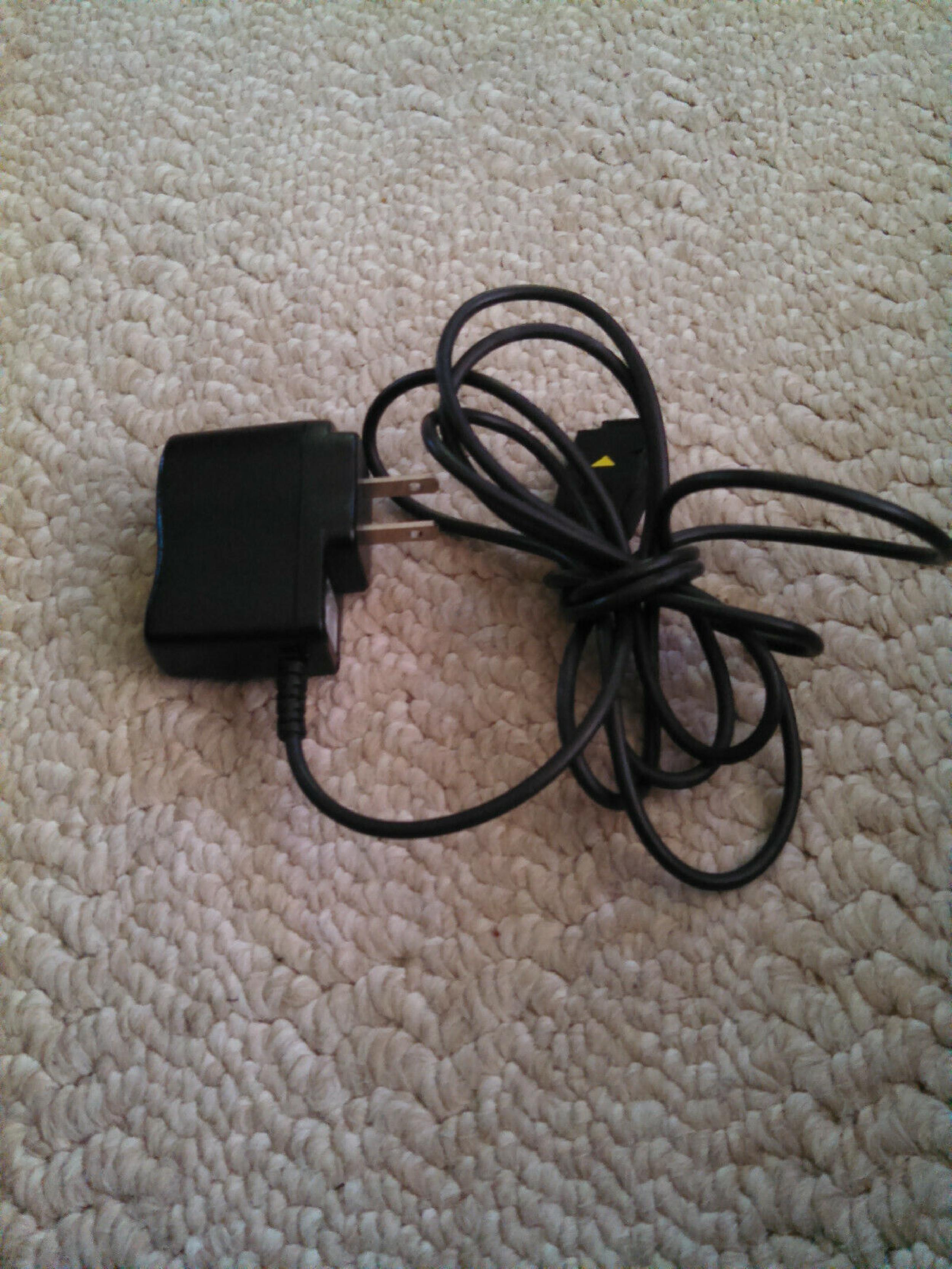 SAMSUNG TAD037JBE CUT WIRE 5.0V DC 0.7A AC ADAPTER