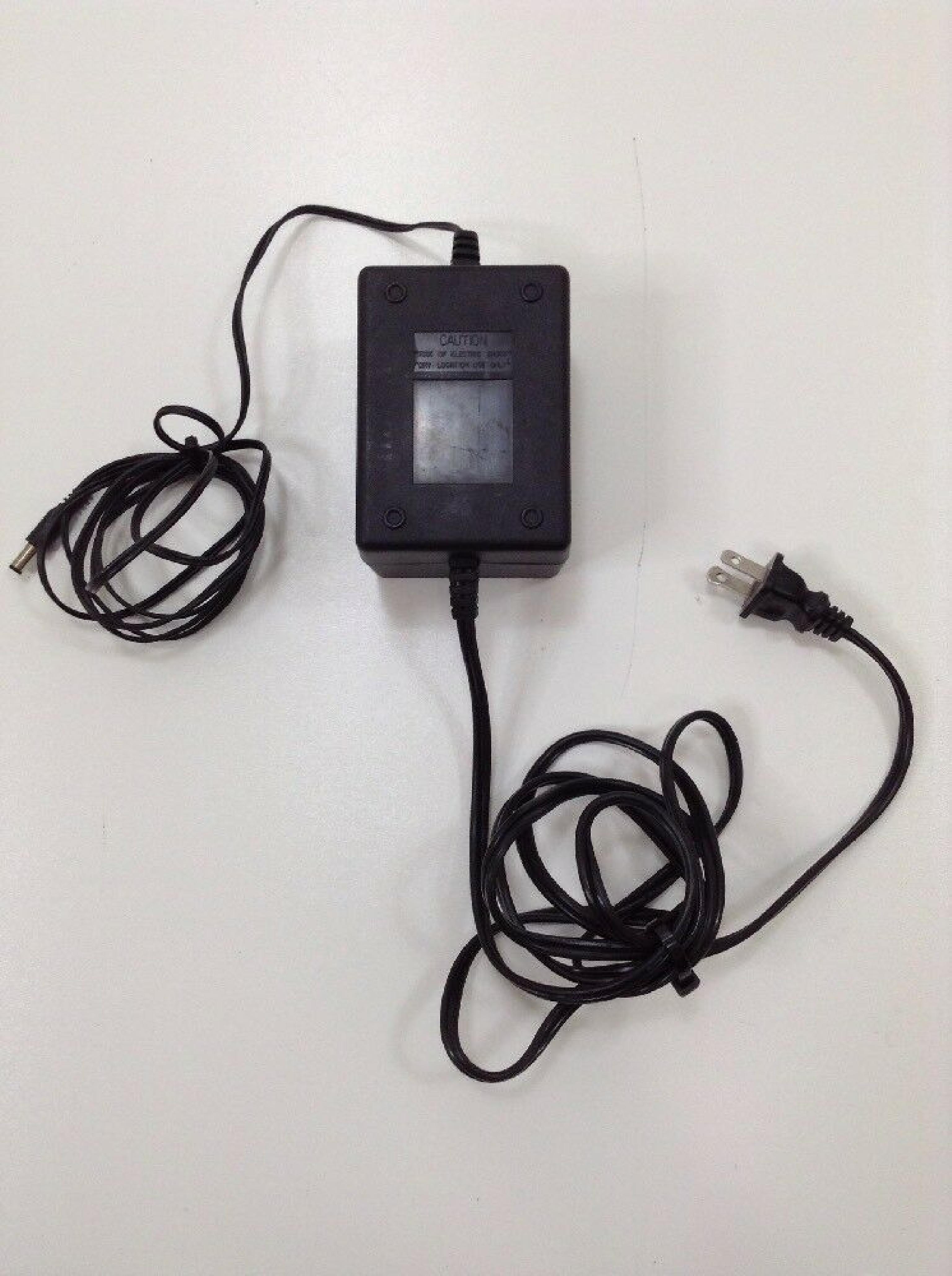 SKYNET ELECTRONICS DND-3012 CUT WIRE 30V DC 1.0A AC ADAPTER