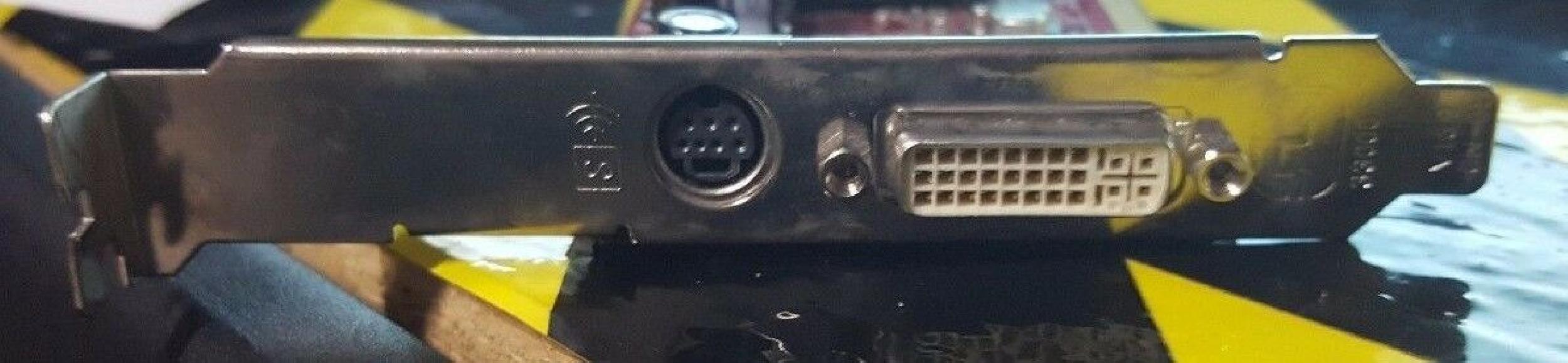 ATI 102A2600800 RADEON X300 128MB PCI-E VIDEO CARD WITH DVI AND S-VID PORTS