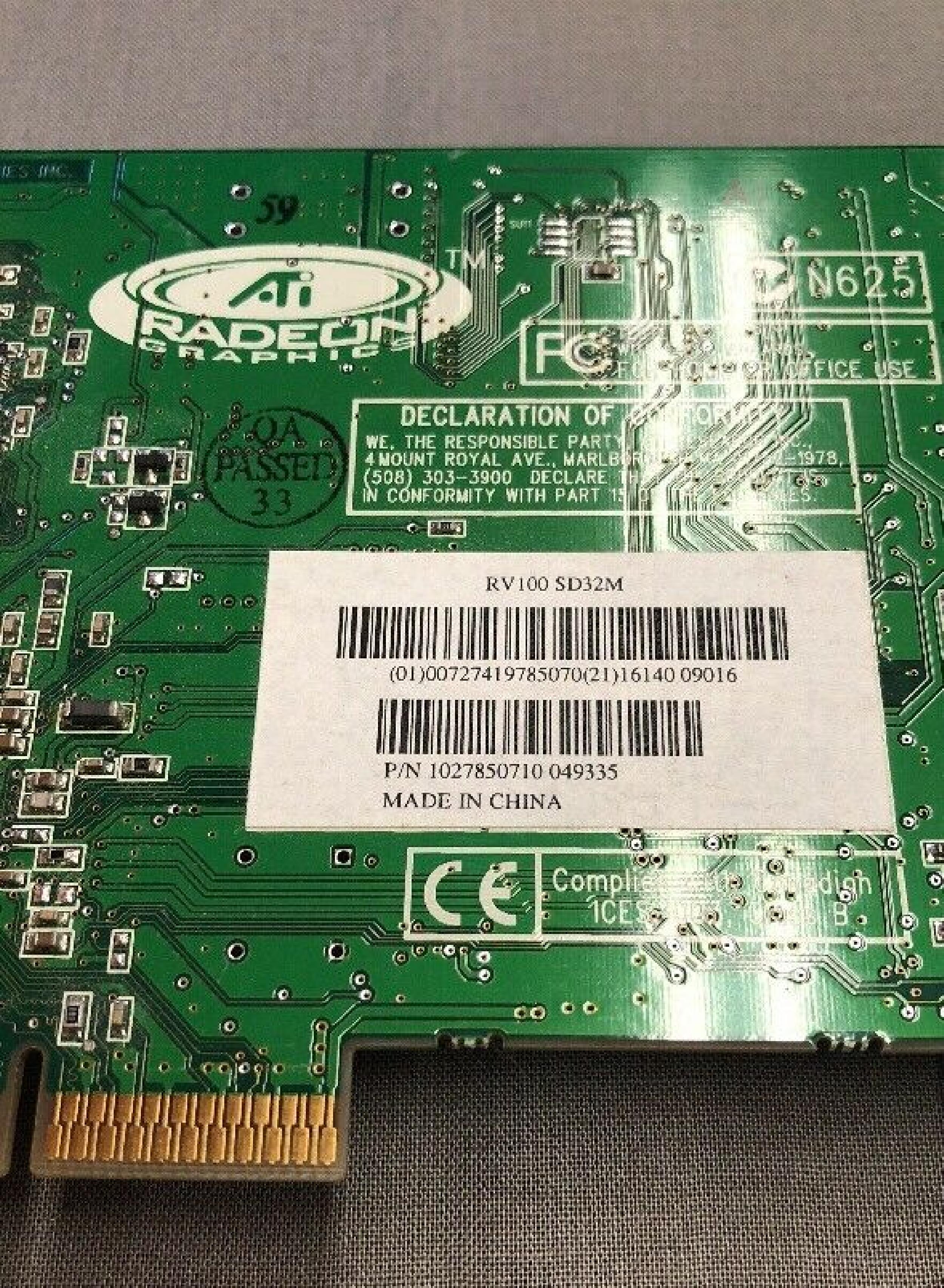 ATI 109-78500-10 RADEON 7000 32MB AGP VIDEO CARD WITH VGA PORT DVI AND S-VIDEO OUTPUTS VGA,