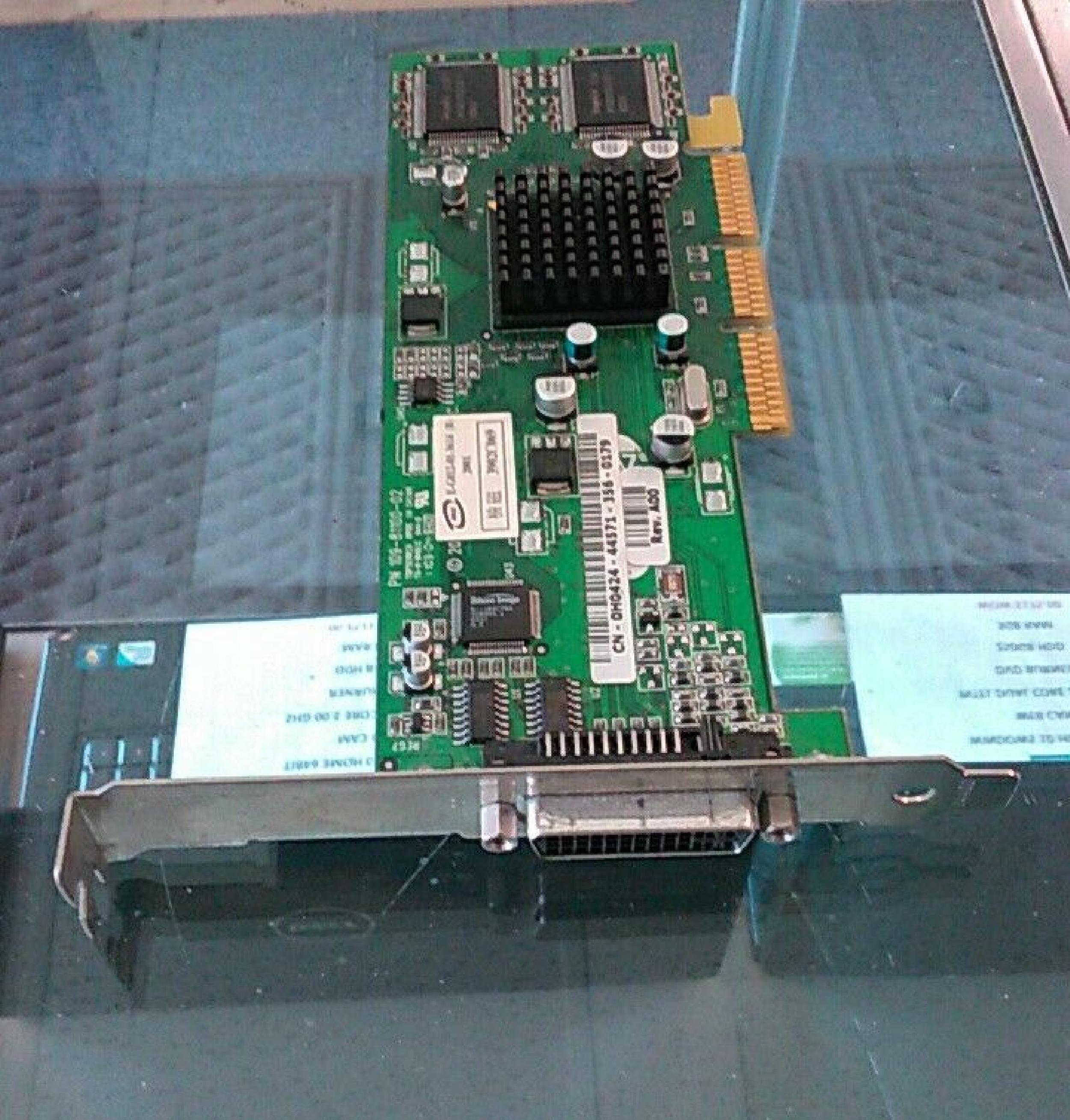 ATI 109-81100-01 32MB AGP VIDEO CARD WITH EDD PORT RAGE 128 DVI CONNECTOR RADEON 7000 OUTPUT