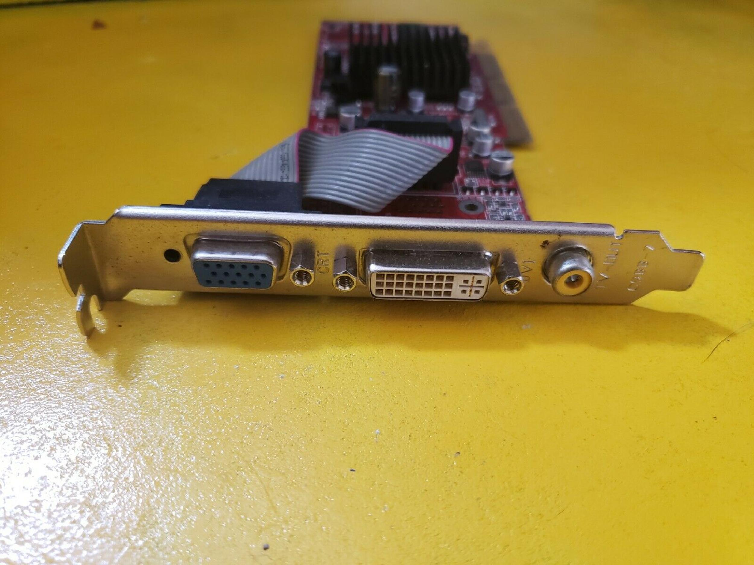 ATI RV6DE RADEON 7000 32MB AGP VIDEO CARD WITH DVI VGA AND TV-OUT PORTS