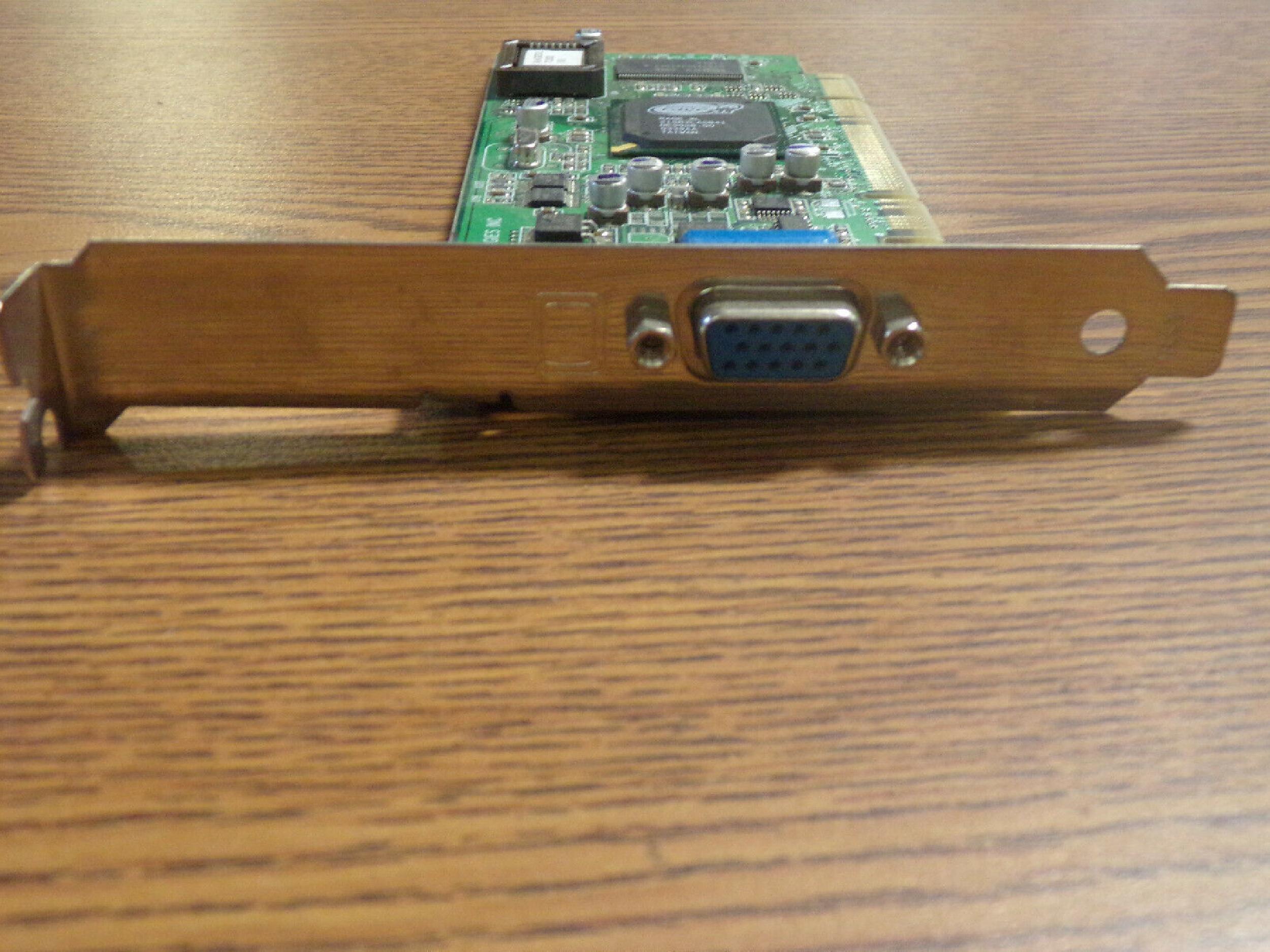 ATI 109-72300-10 RAGE XL 8MB PCI VIDEO CARD WITH VGA PORT