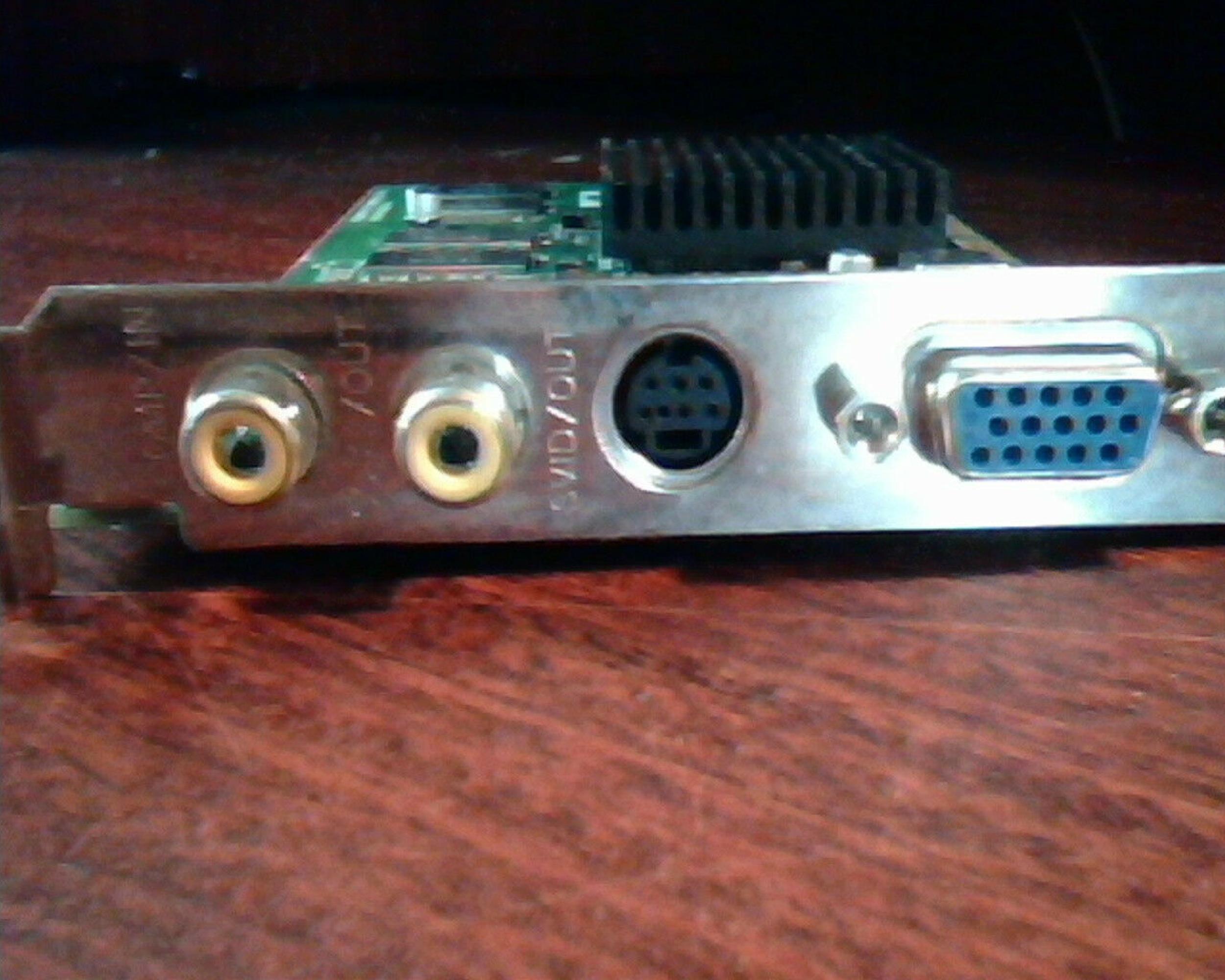 ATI 1026320202 RAGE 128 PRO 32MB AGP VIDEO CARD WITH VGA S-VID COMP-IN AND COMP-OUT PORTS 128MB S-VIDEO COMPOSITE IN OUT
