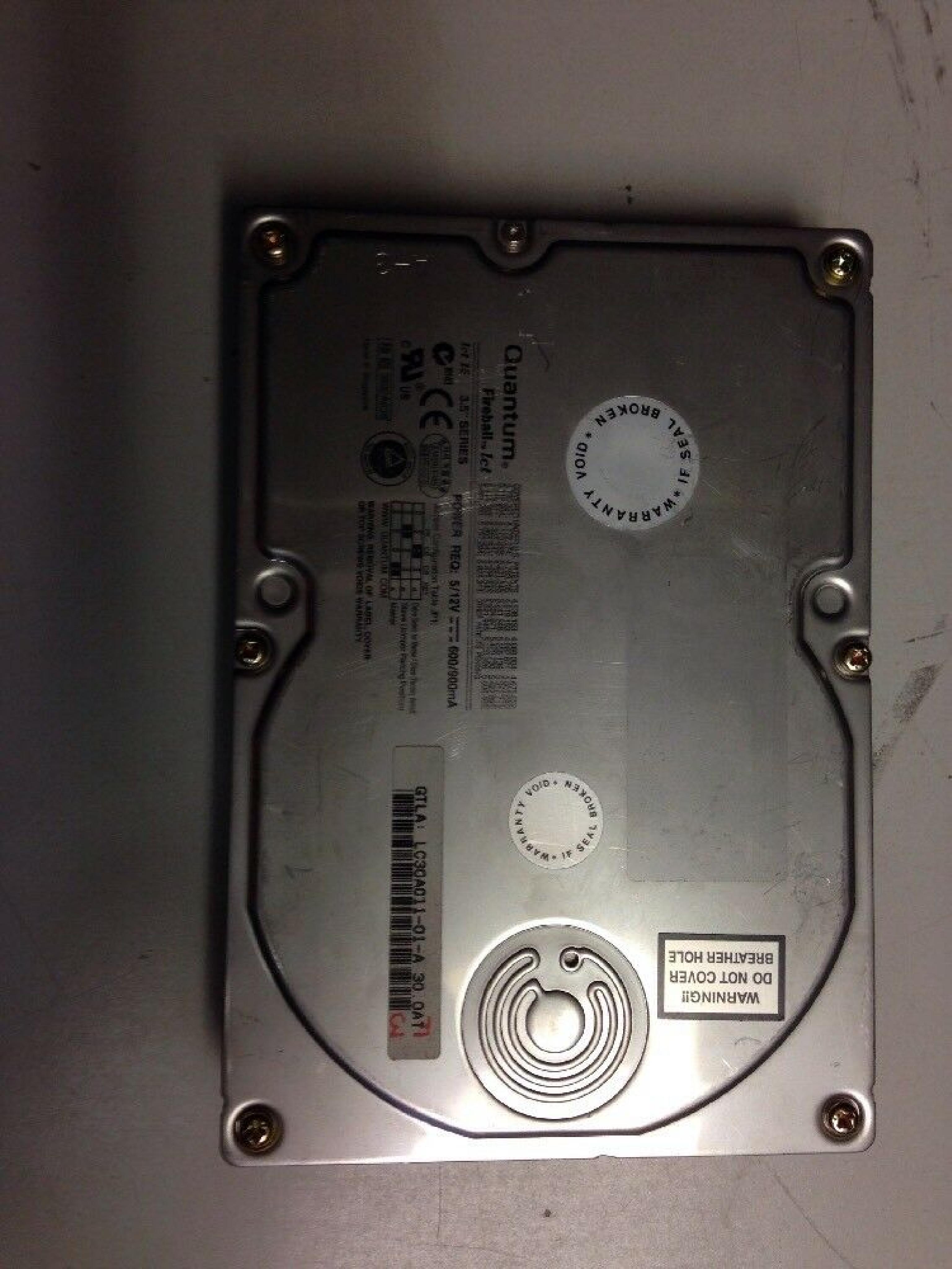 QUANTUM LC30A014-01-A 30GB AT 3.5 INCH HARD DRIVE IDE PSZXX A010F