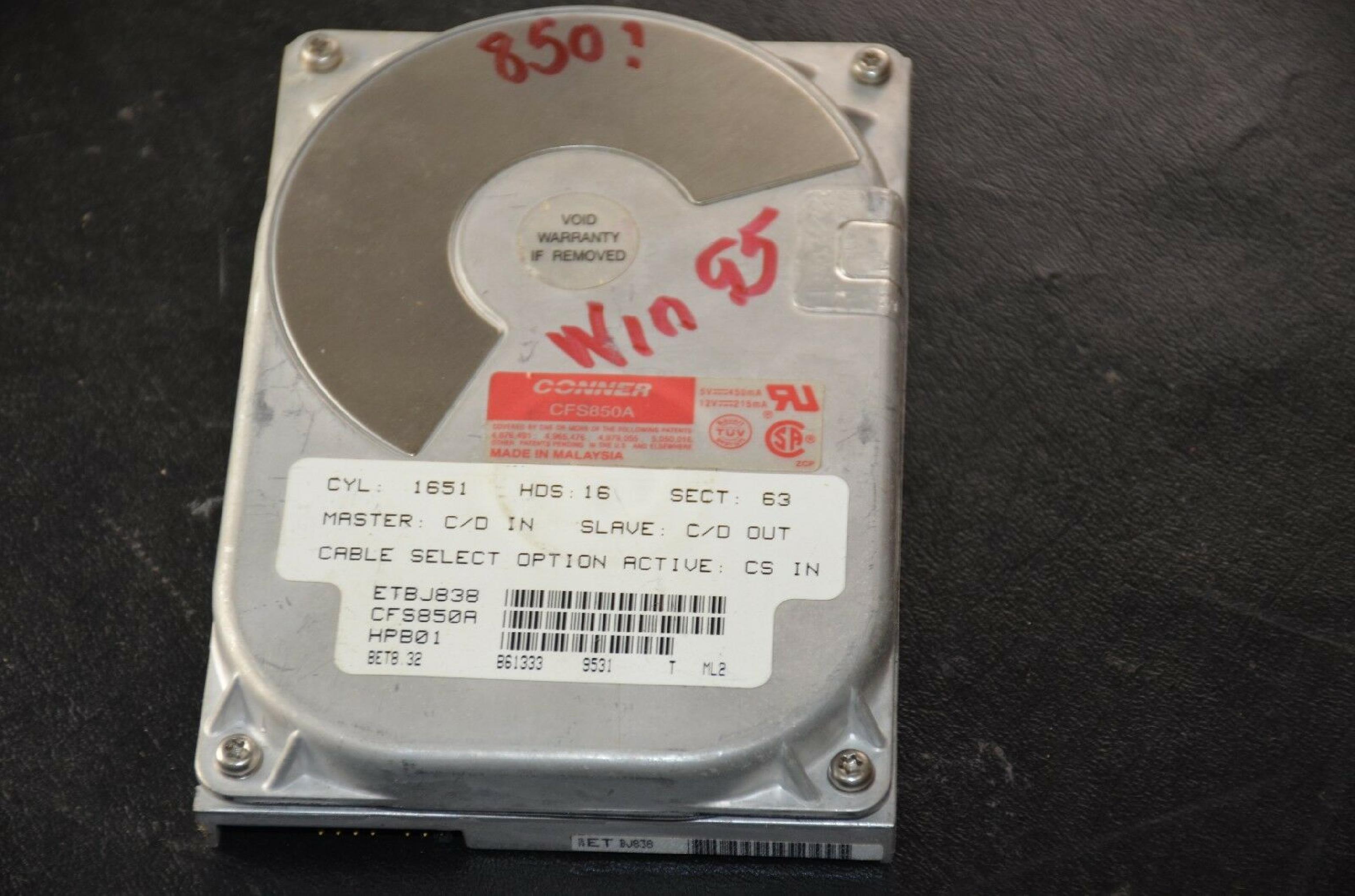 CONNER / SEAGATE CFS850A 8GB AT 3.5 INCH HARD DRIVE