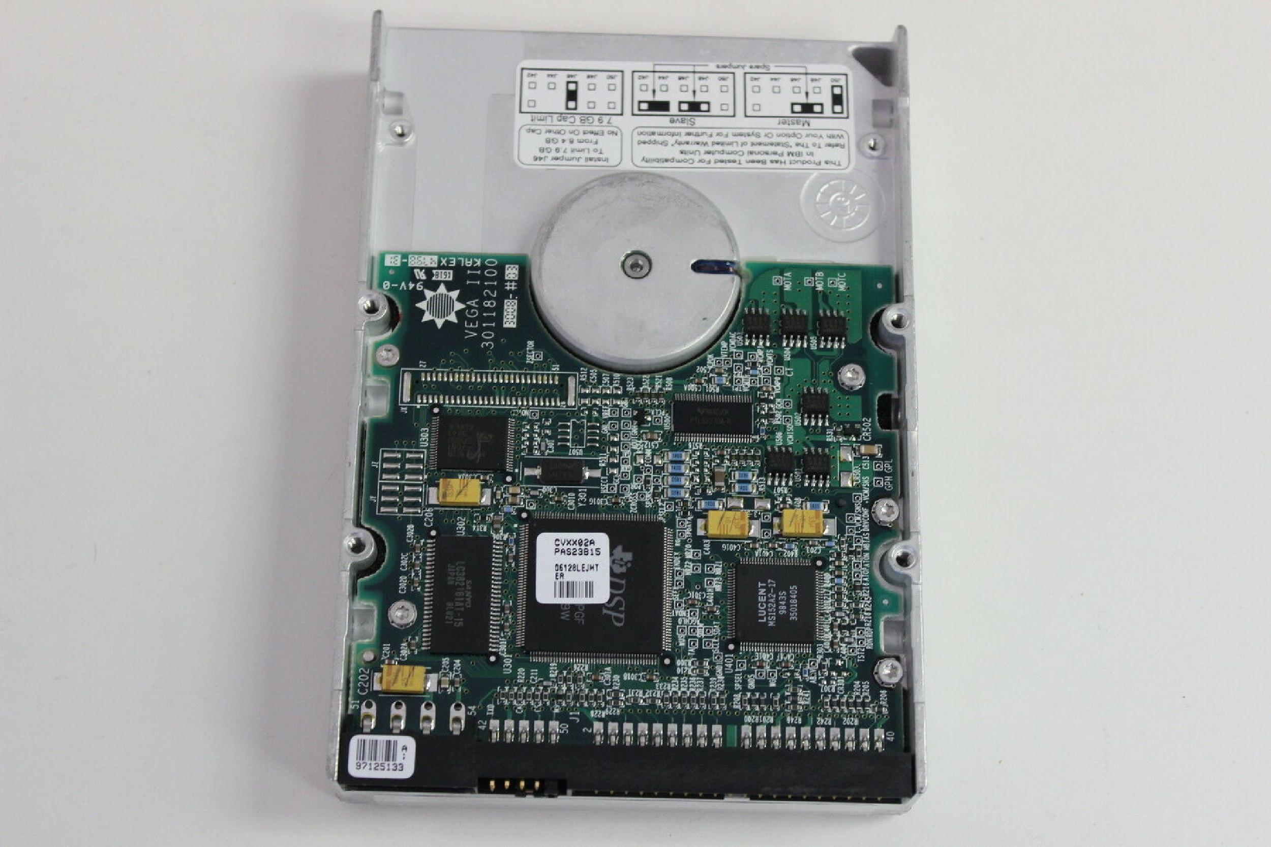 MAXTOR 90320D2 3.2GB AT 3.5 INCH HARD DRIVE