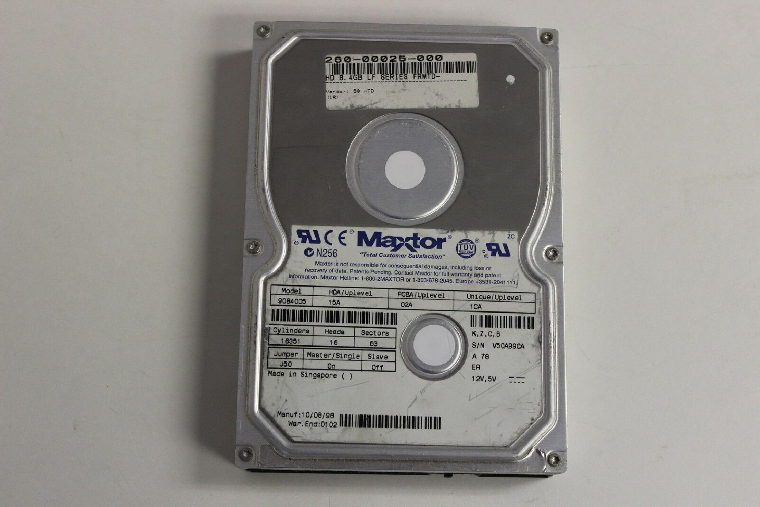 MAXTOR 90840D5 8GB AT 3.5 INCH HARD DRIVE