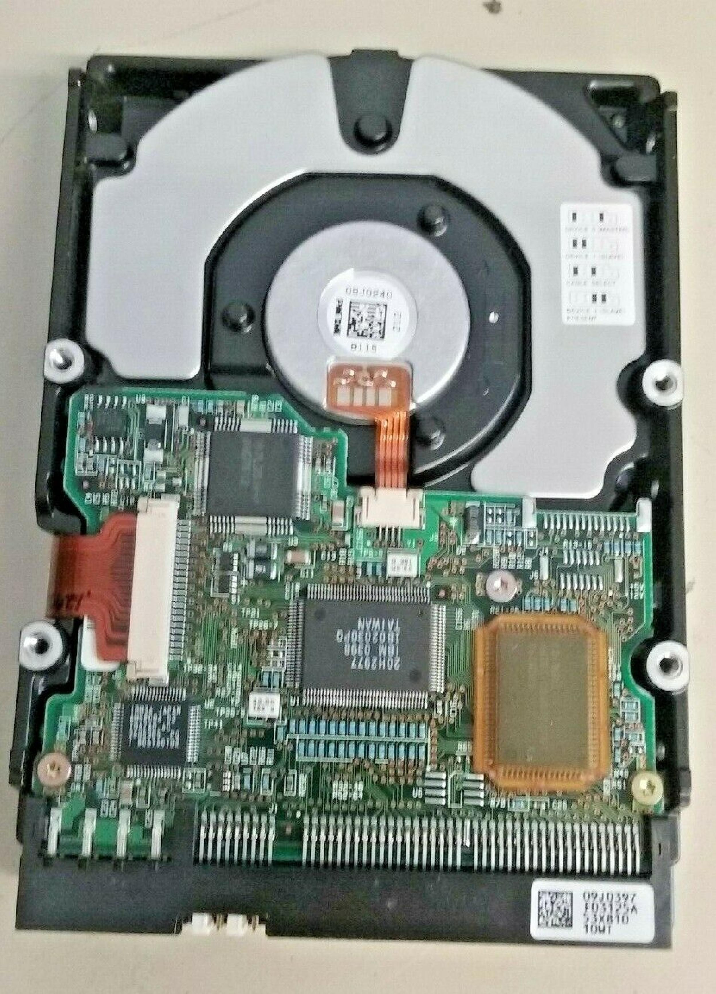 IBM DHEA-38451 8450MB AT 3.5 INCH HARD DRIVE 8.4GB IDE MLC E67648 MAY-98