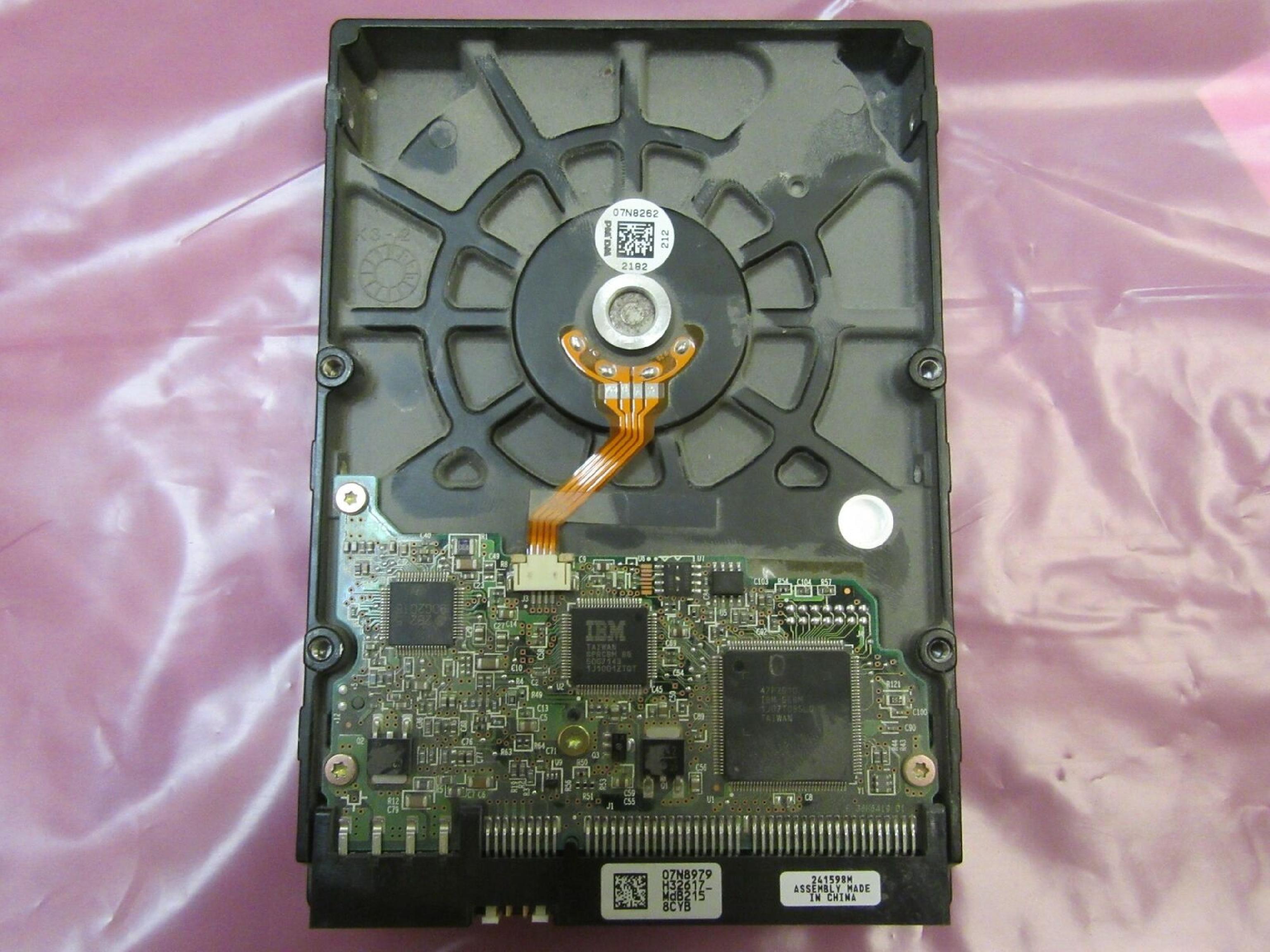 IBM IC35L020AVVN07-0 DESKSTAR 20GB AT 3.5 INCH HARD DRIVE